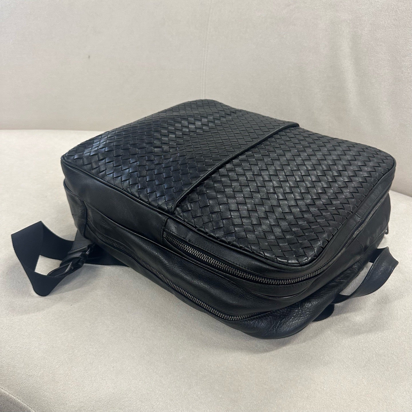 Bottega Veneta - Intrecciato - Leather - Black - (medium)