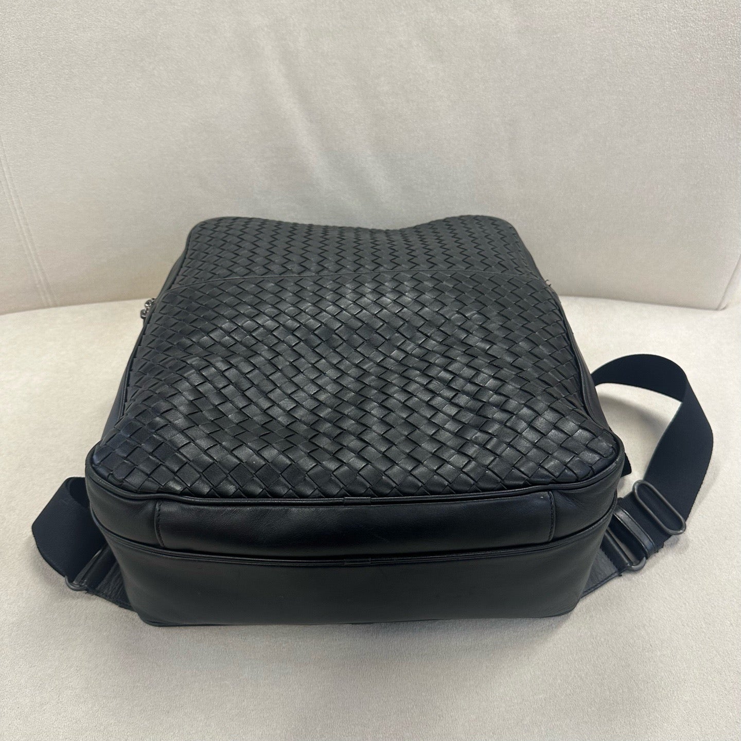 Bottega Veneta - Intrecciato - Leather - Black - (medium)