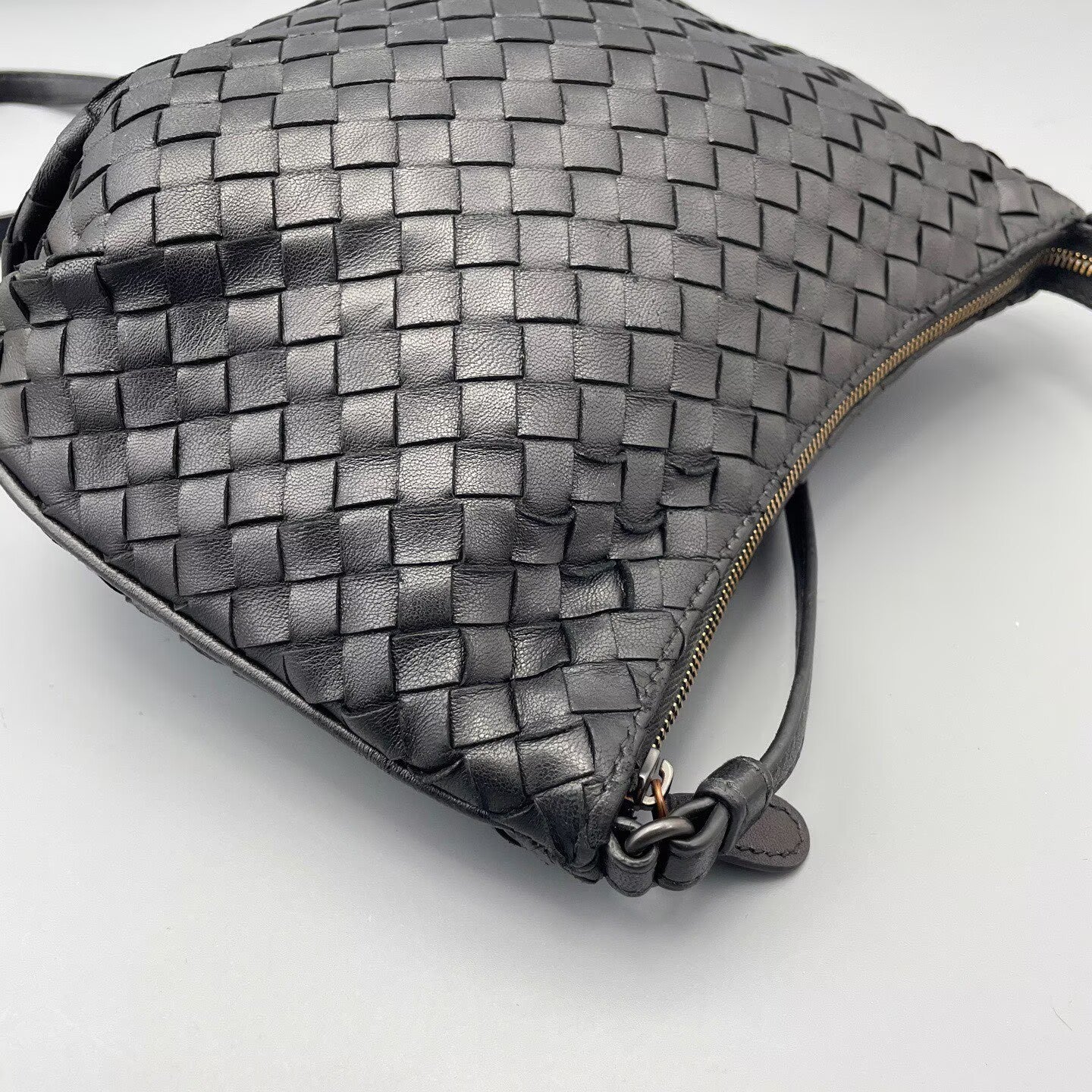 Bottega Veneta - Intrecciato Pouch Bag - Lambskin leather - Black - (mini)