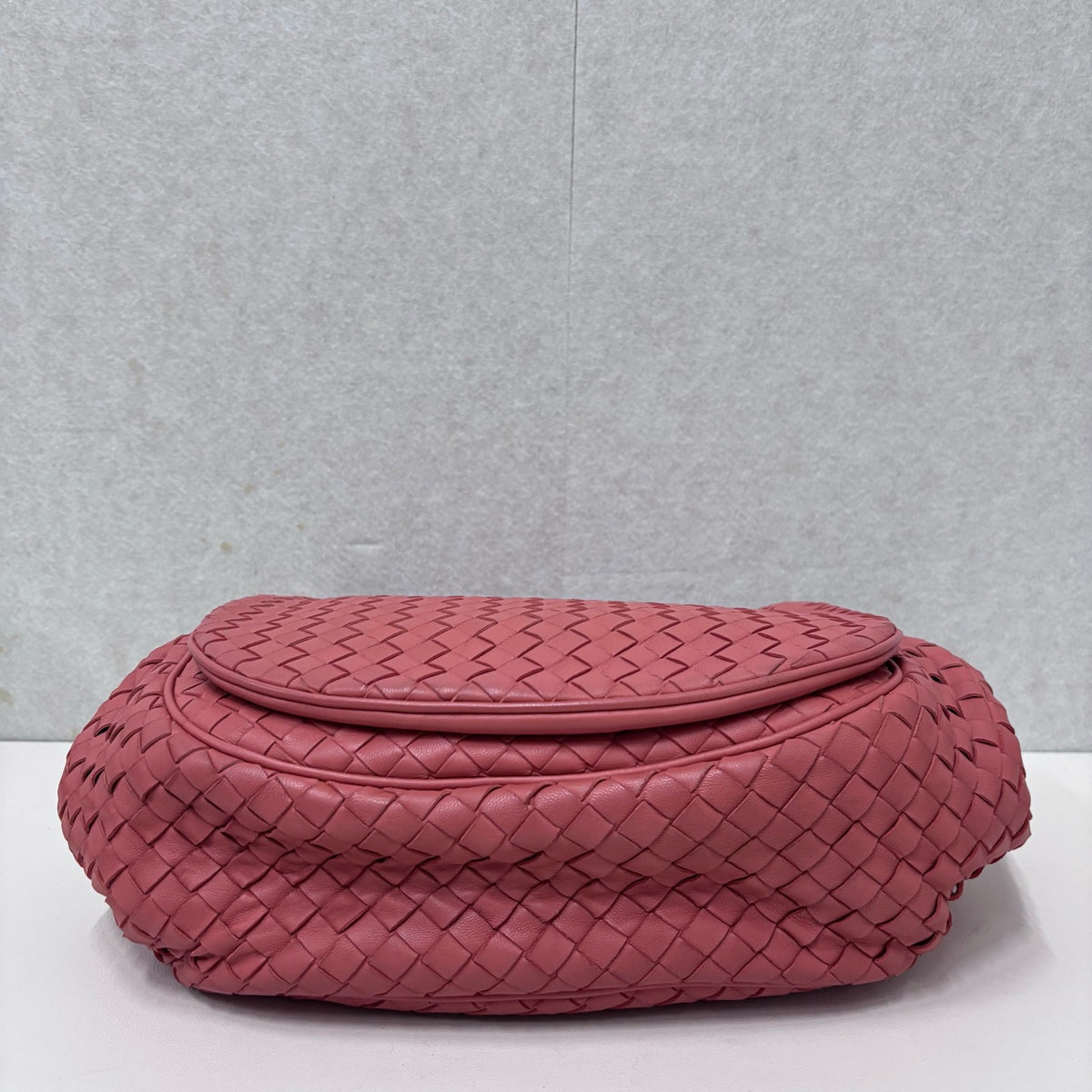 Bottega Veneta - Intrecciato Shoulder Bag - Leather - Pink - (medium)