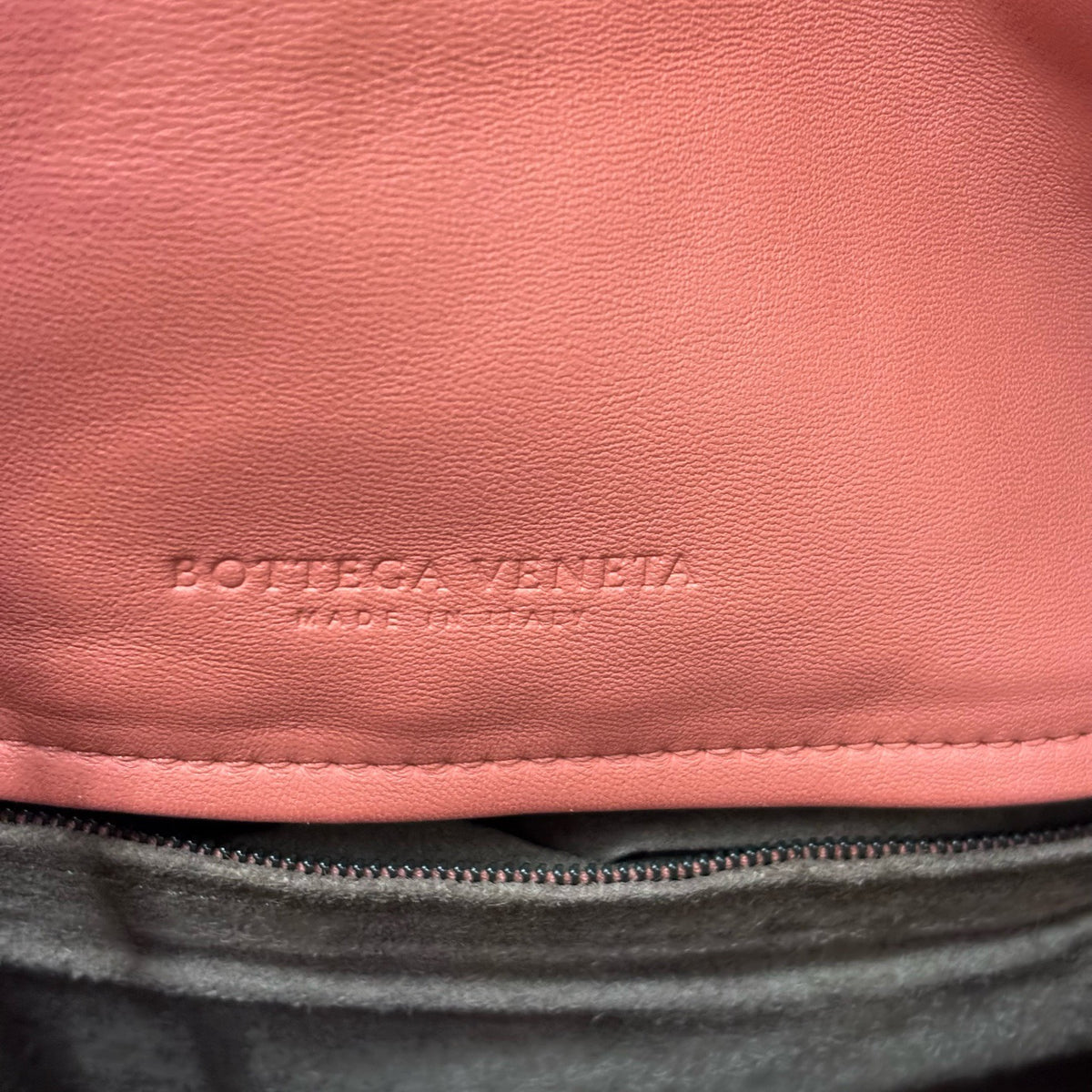Bottega Veneta - Intrecciato Shoulder Bag - Leather - Pink - (medium)
