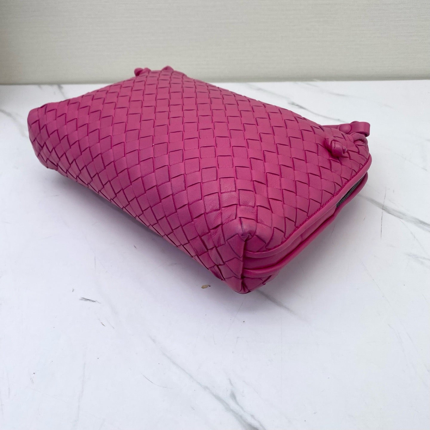 Bottega Veneta - Intrecciato Shoulder Bag - Leather - Pink - (small)