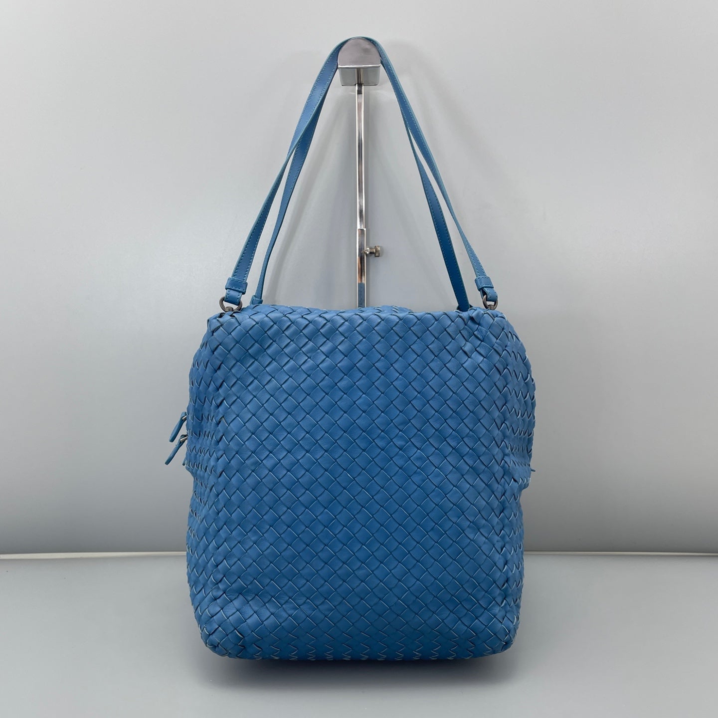 Bottega Veneta - Intrecciato Tote Bag - Lambskin leather - Blue - (medium)