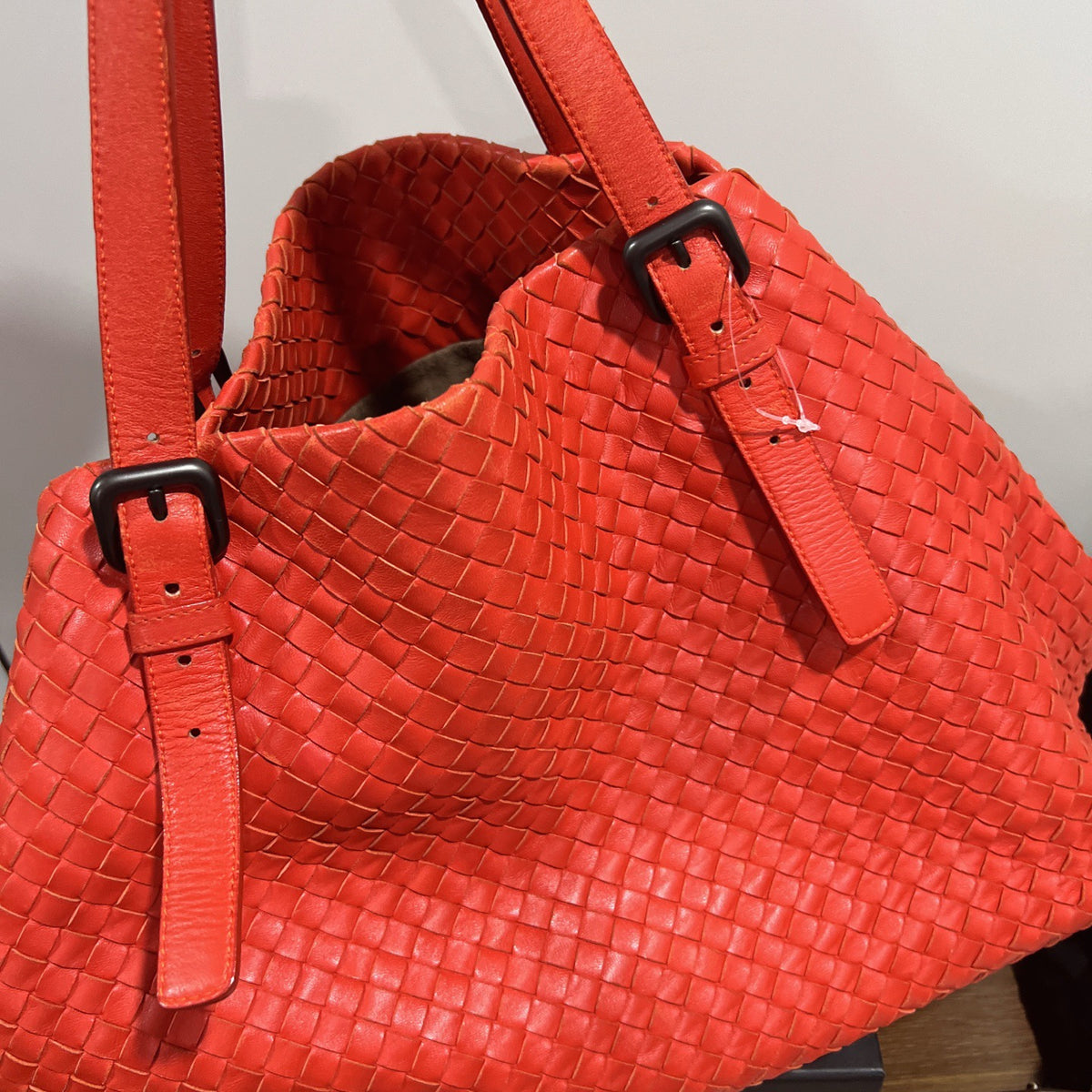 Bottega Veneta - Intrecciato Tote - Leather - Red - (large)