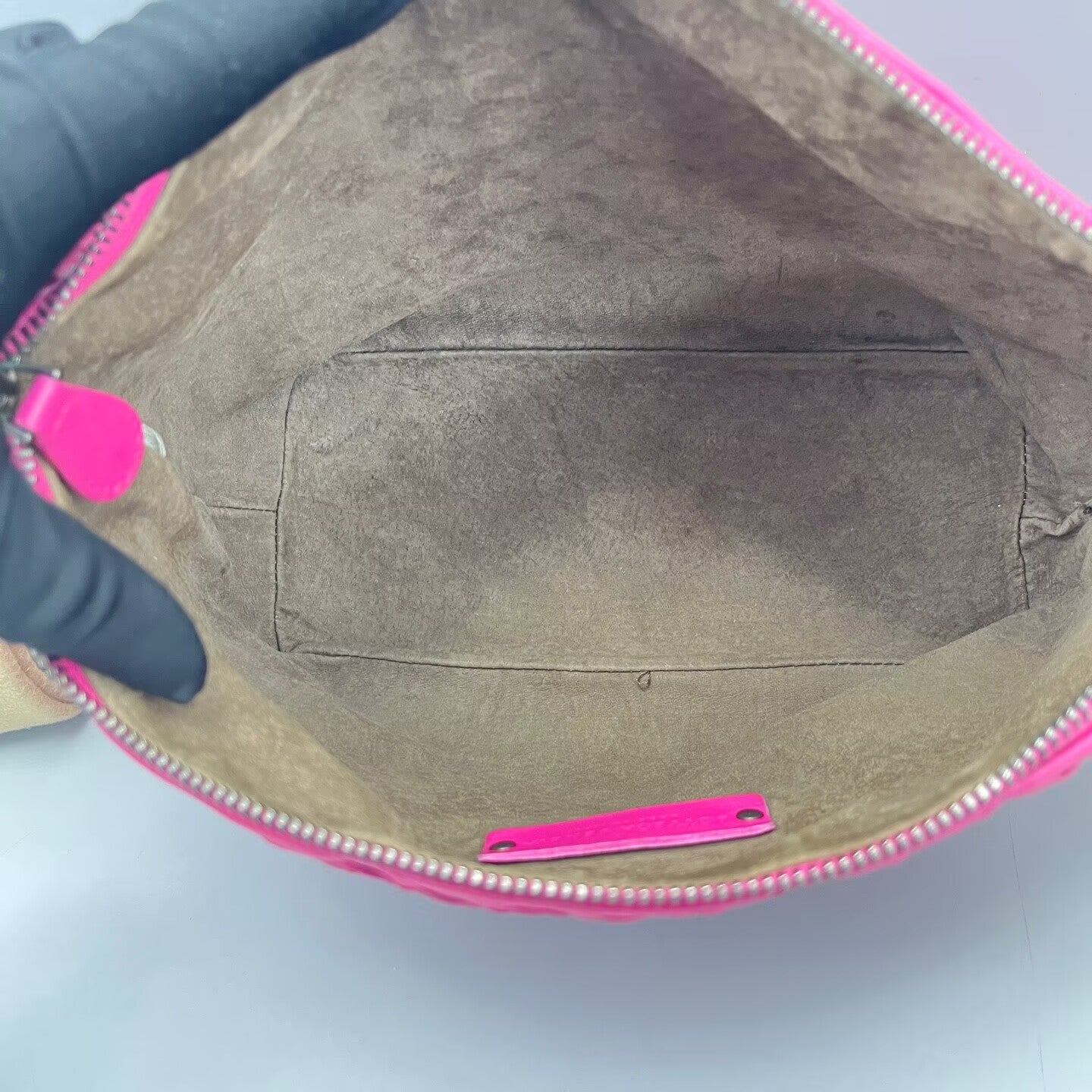 Bottega Veneta - Intrecciato Woven Shoulder Bag - Lambskin leather - Pink - (Small)