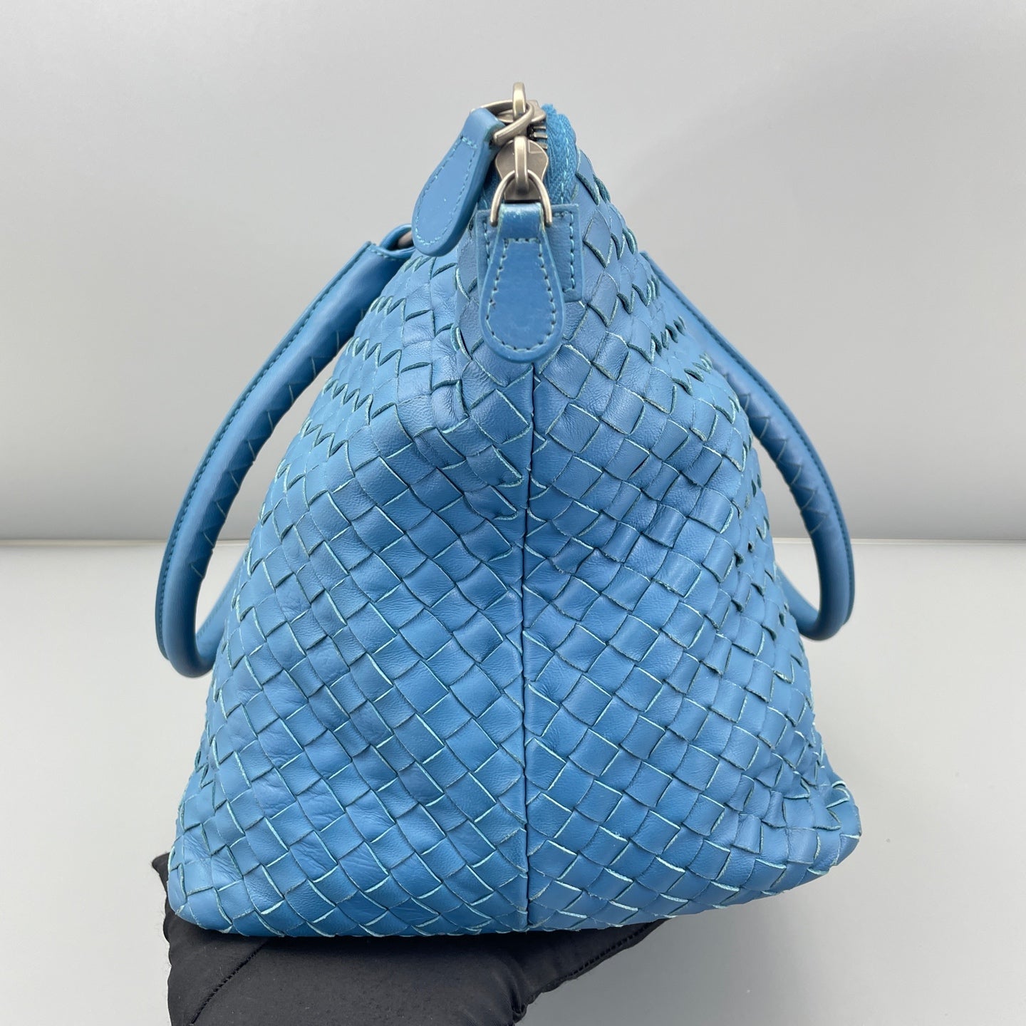 Bottega Veneta - Intrecciato Woven Tote - Leather - Blue - (Large)