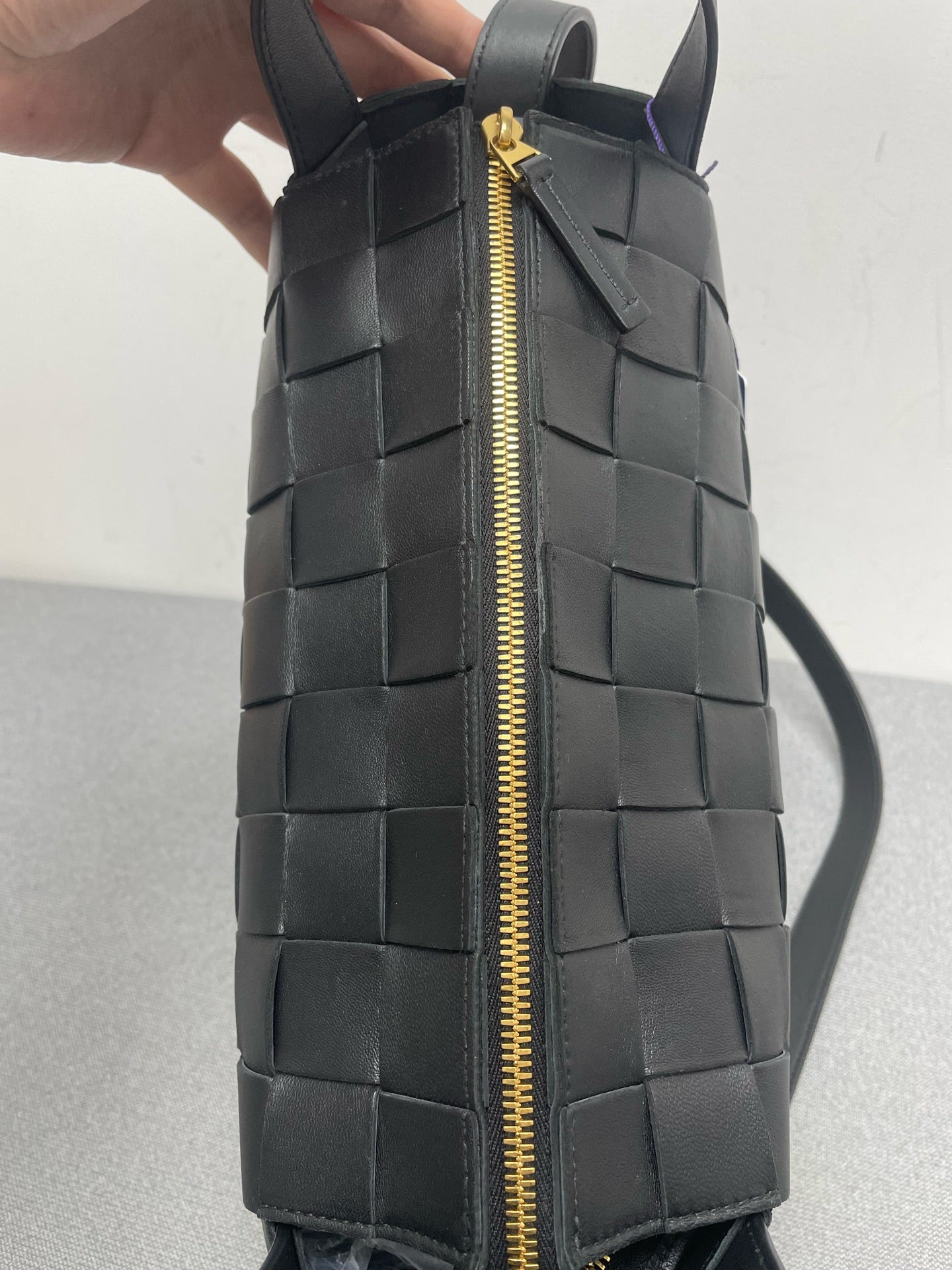 Bottega Veneta - Intreccio - Leather - Black - (medium)