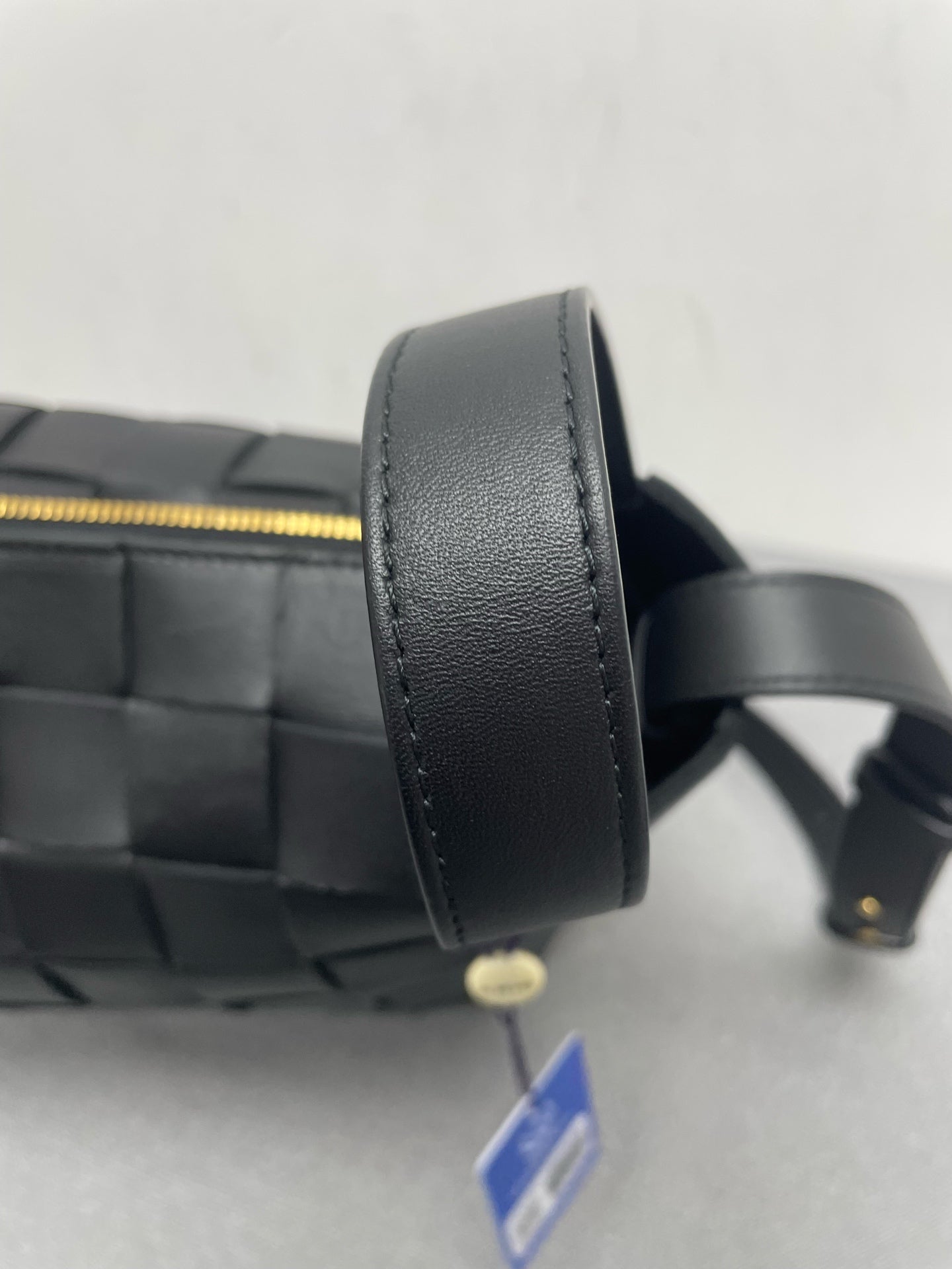 Bottega Veneta - Intreccio - Leather - Black - (medium)