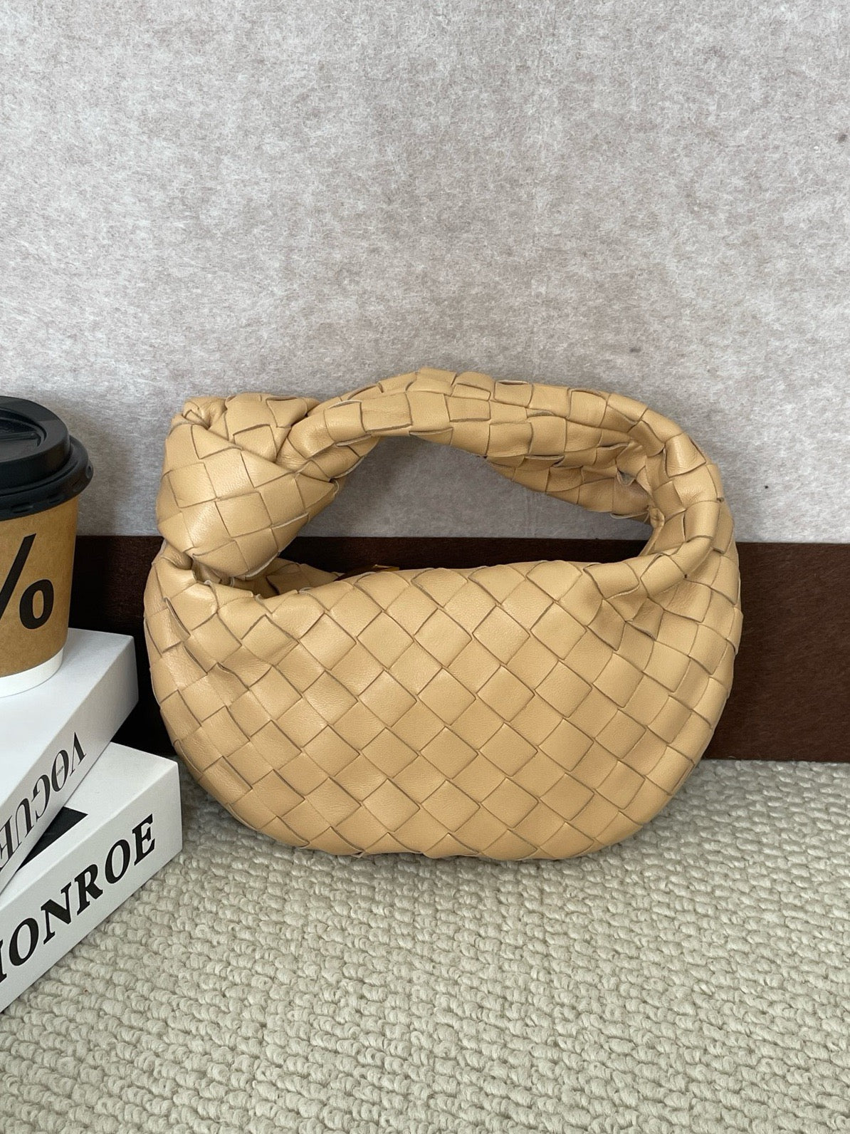 Bottega Veneta - Jodie - Leather - Beige - (mini)