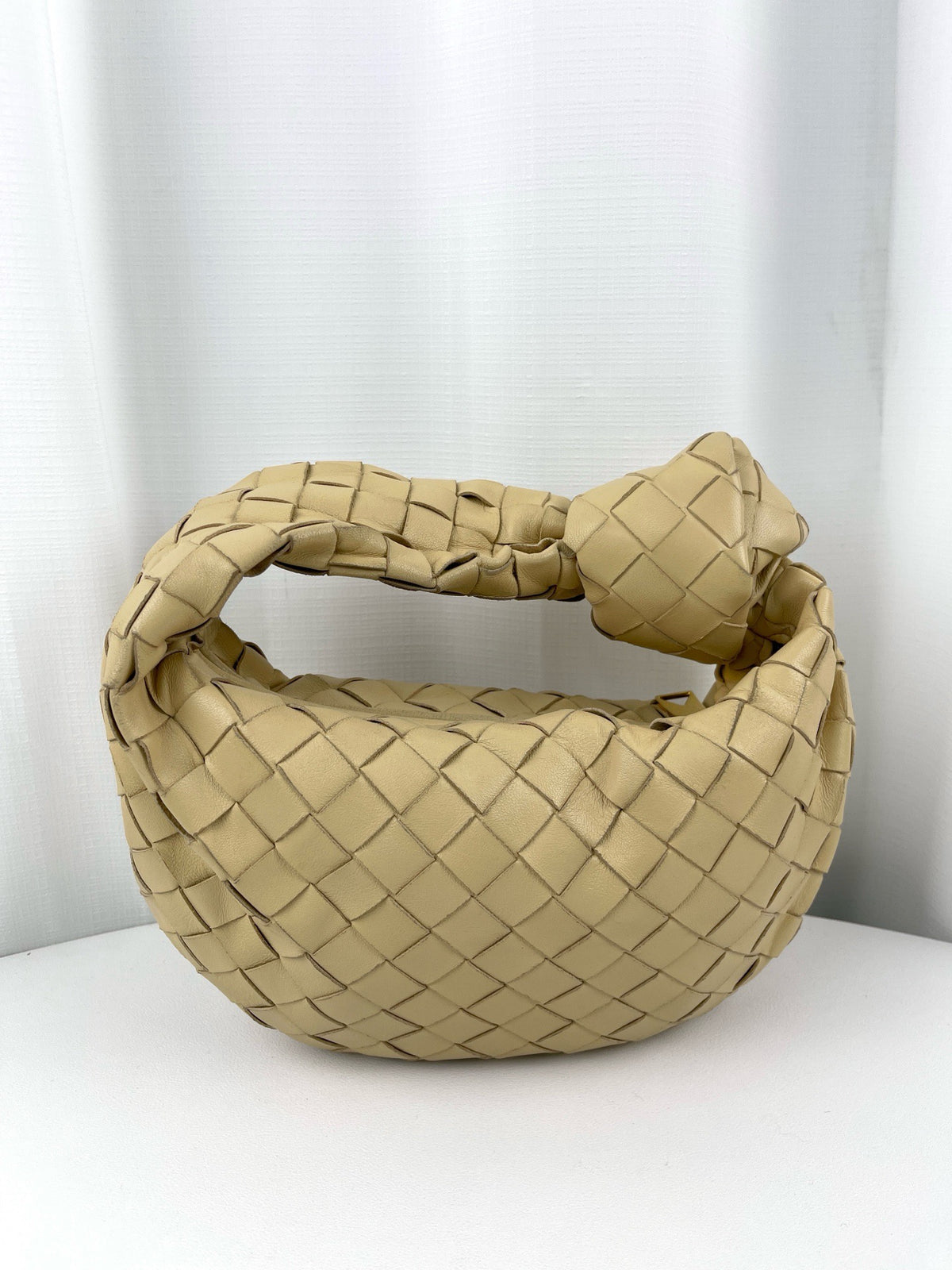 Bottega Veneta - Jodie XS - Leather - Beige - (mini)