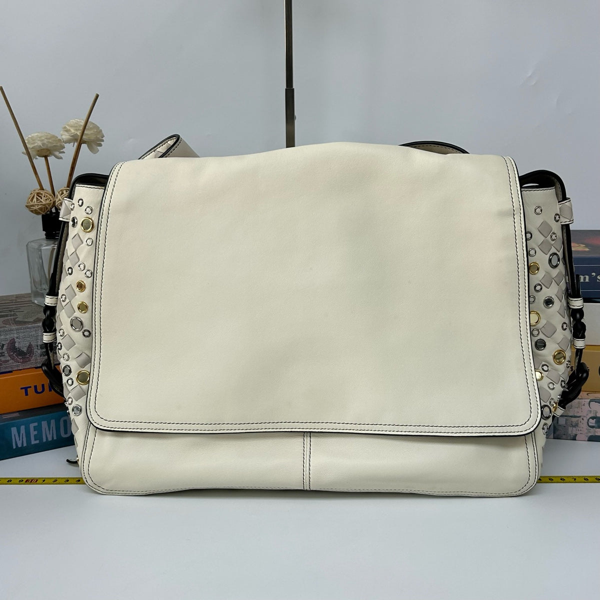 Bottega Veneta - Messenger Bag - Leather - White - (medium)