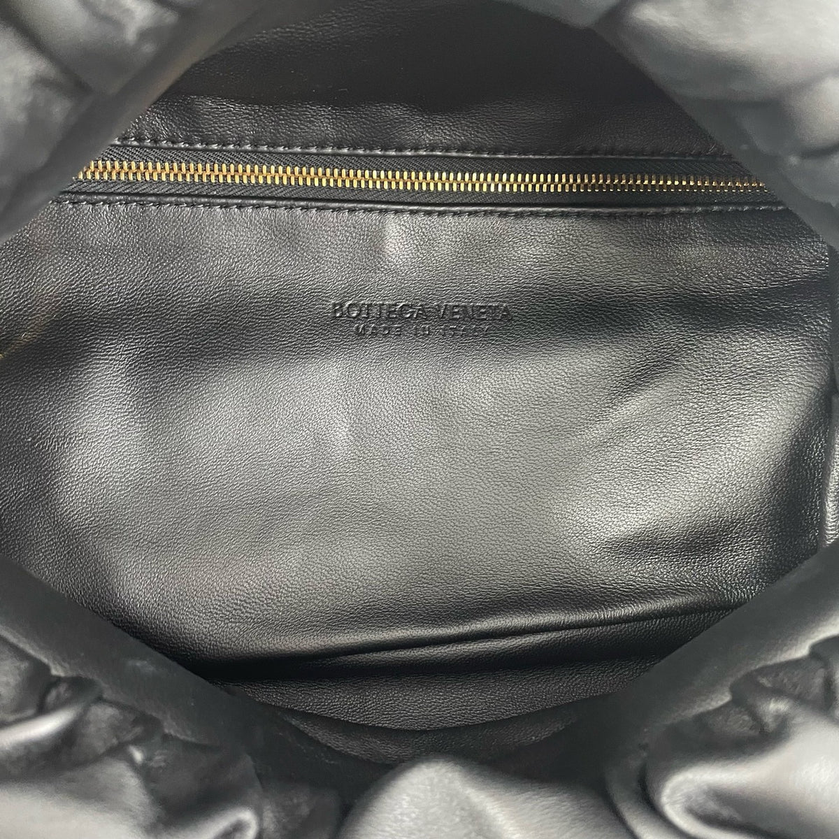 Bottega Veneta - Mount - Leather - Black - (Medium)