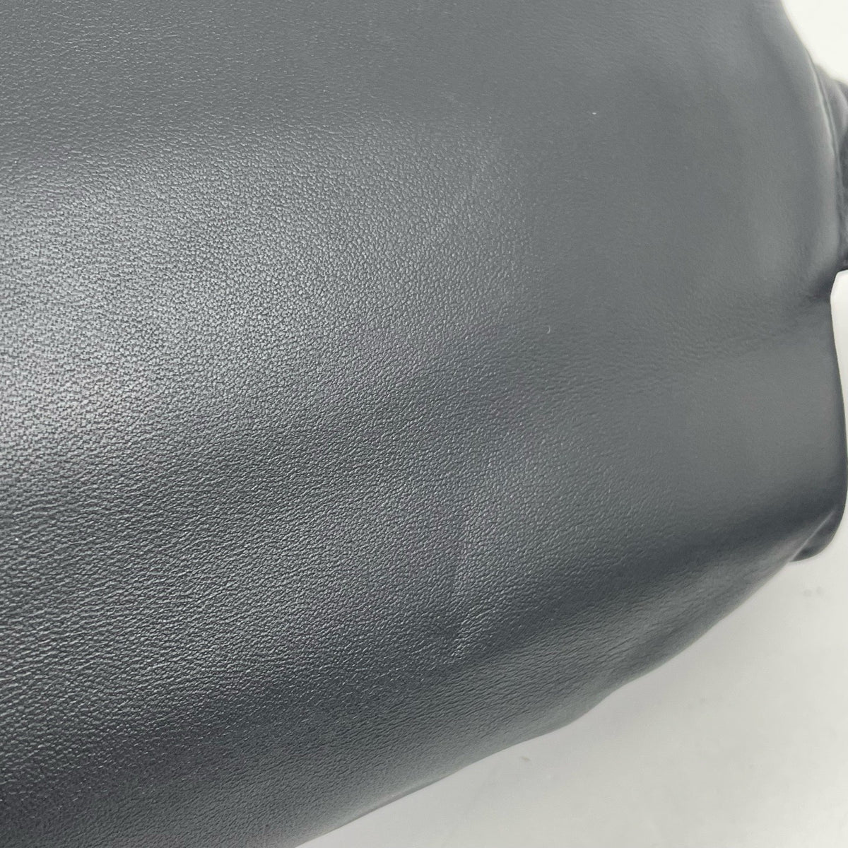 Bottega Veneta - Mount - Leather - Black - (Medium)