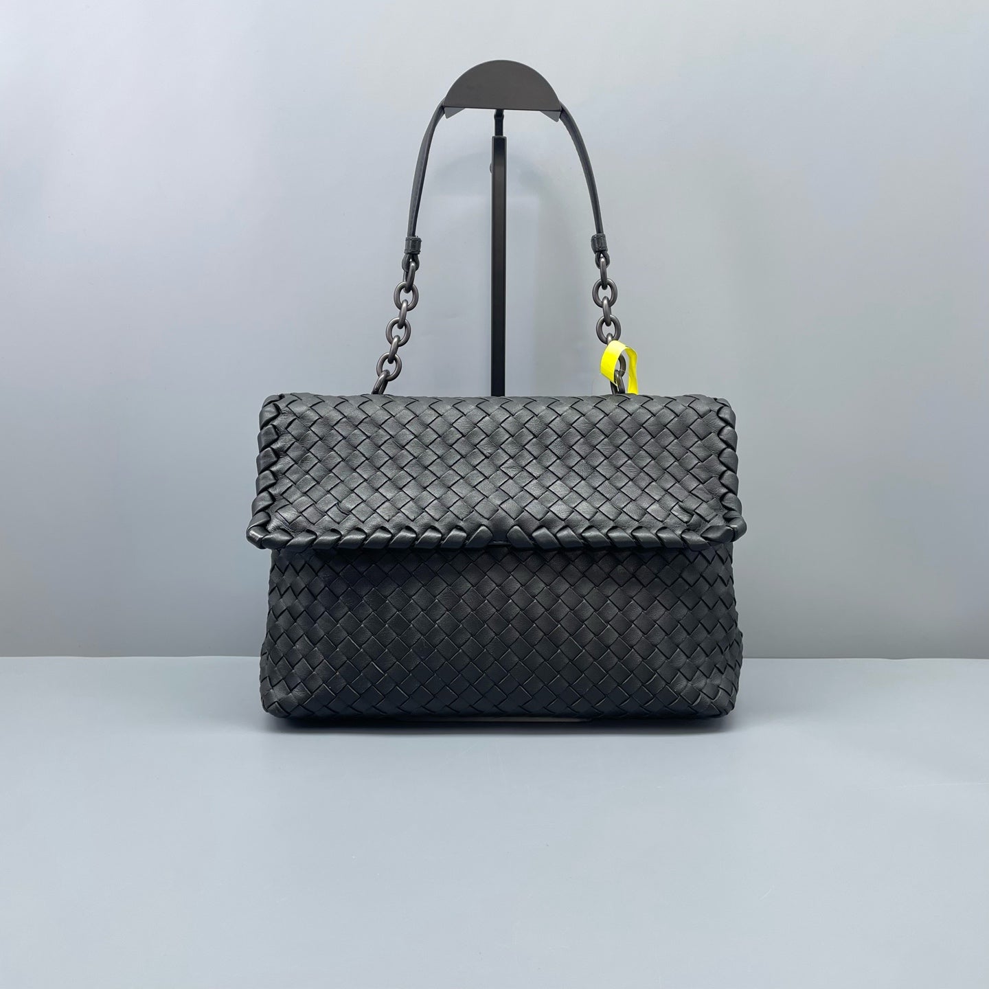 Bottega Veneta - Olympia - Leather - Black - (Medium)