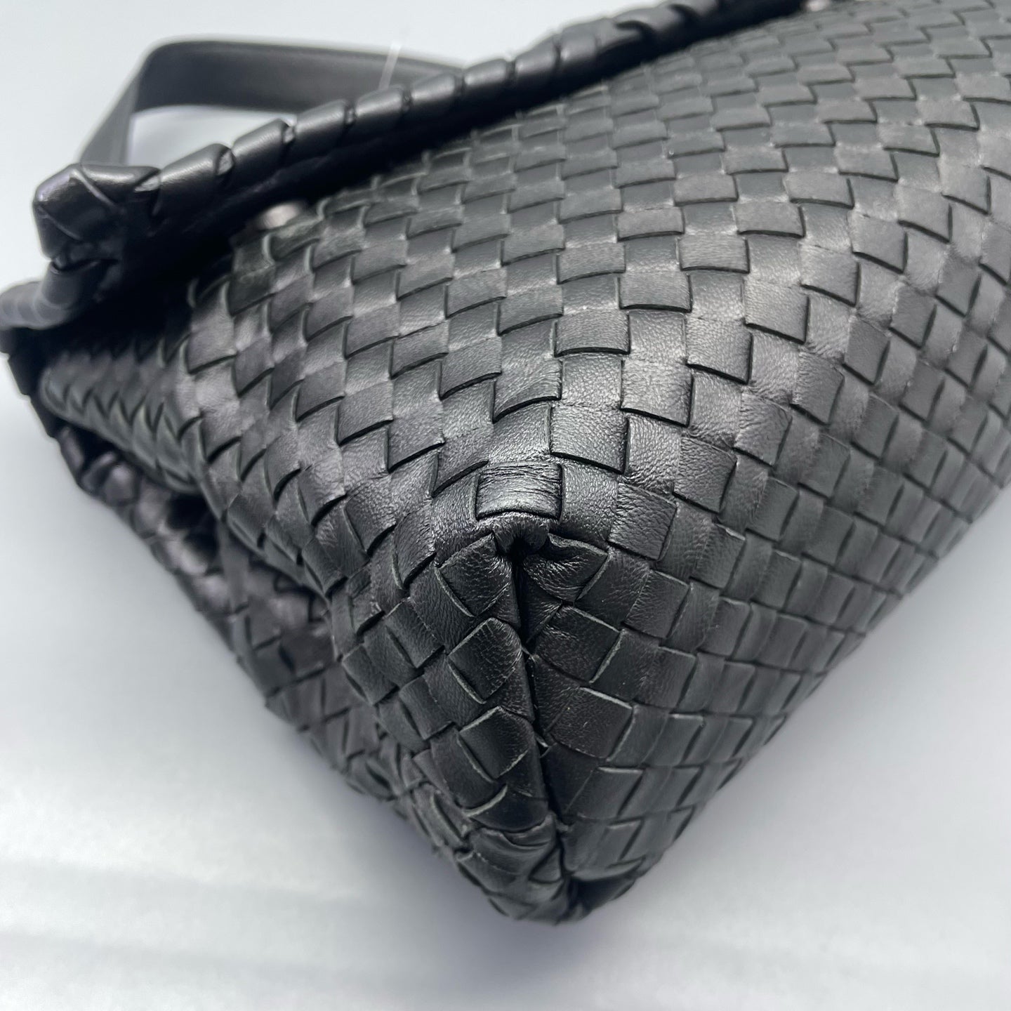 Bottega Veneta - Olympia - Leather - Black - (Medium)