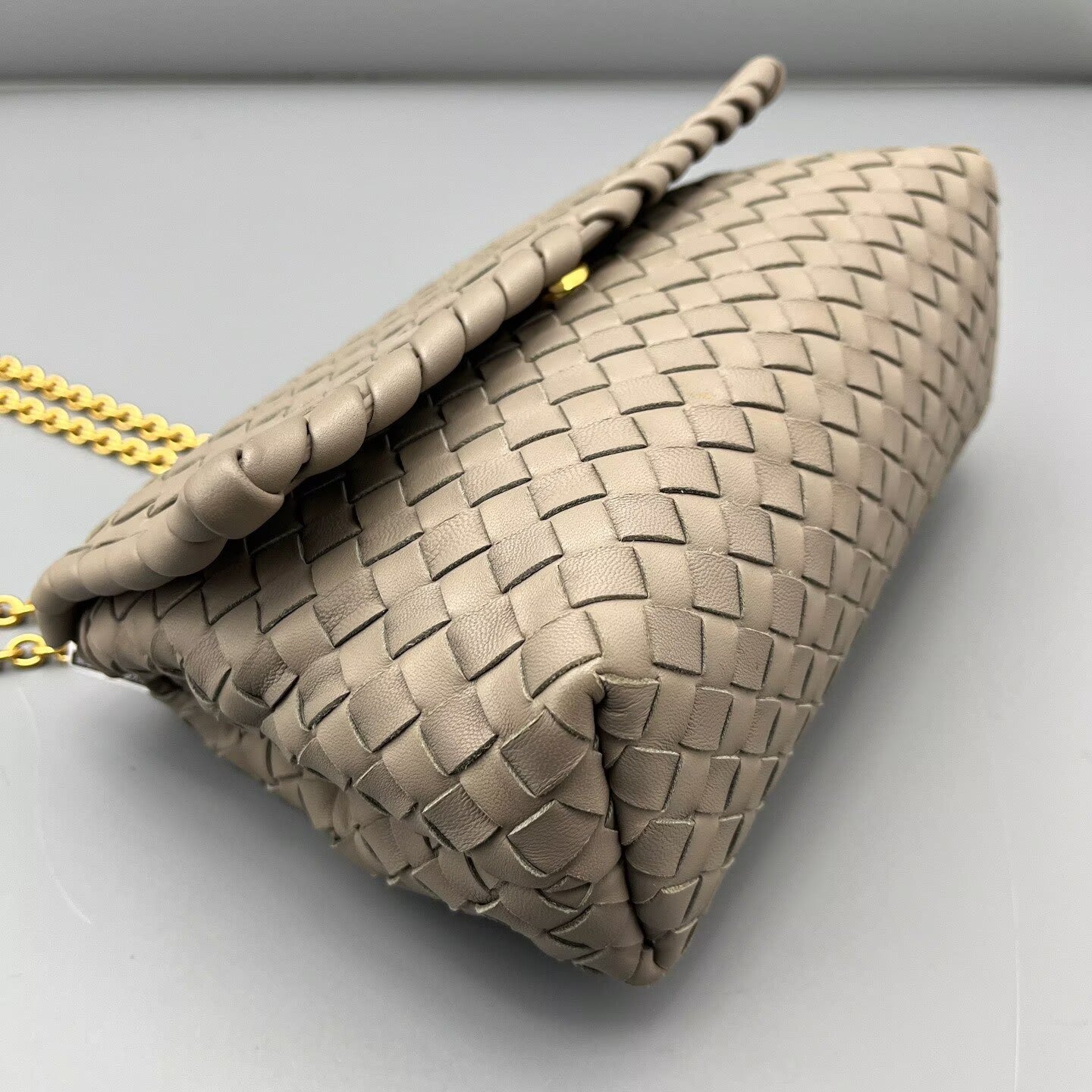 Bottega Veneta - Olympia Small - Lambskin leather - Milk Tea (Beige) - (small)