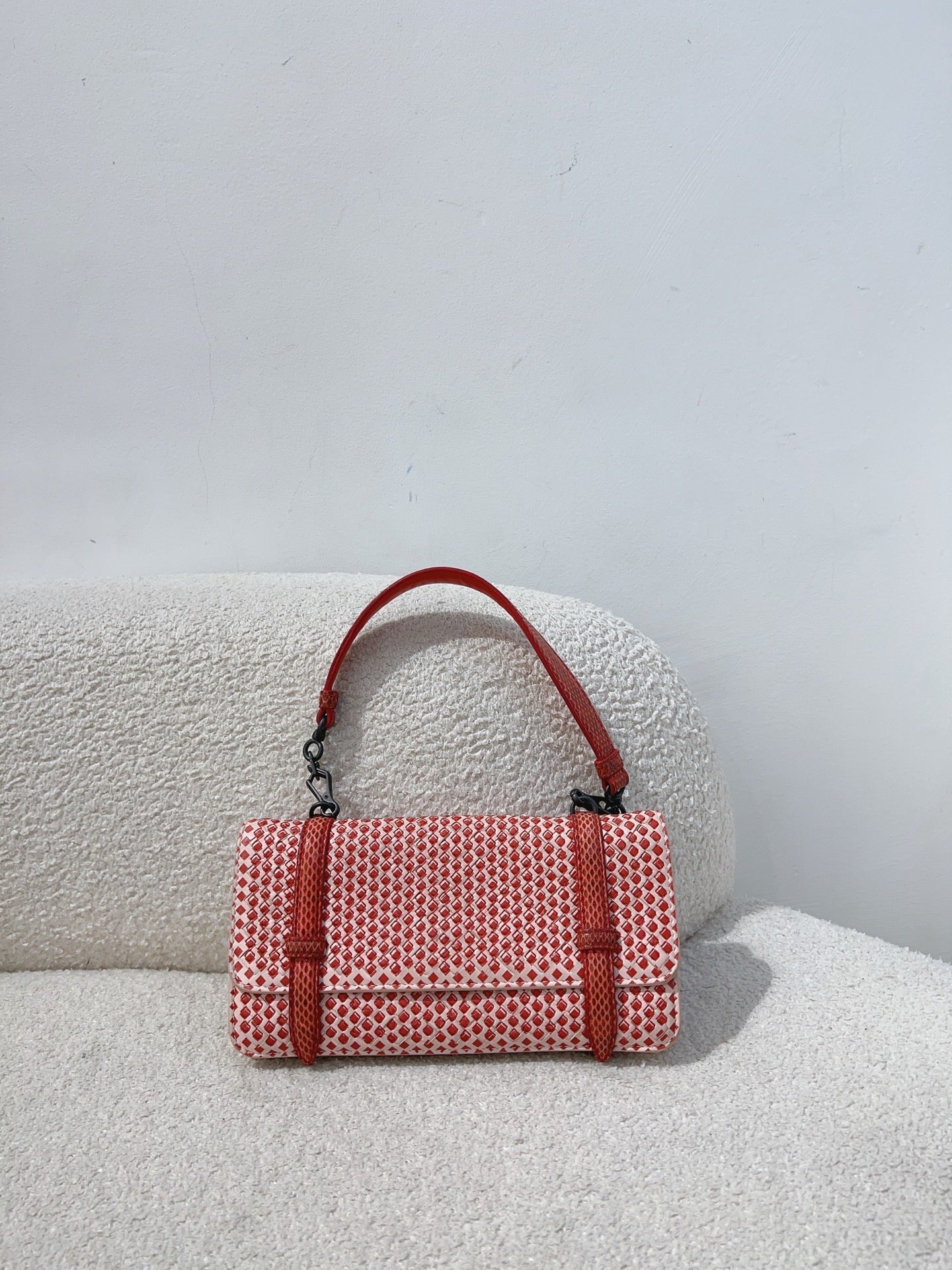 Bottega Veneta - Other - Exotic leathers - Water snake - Red - (mini)
