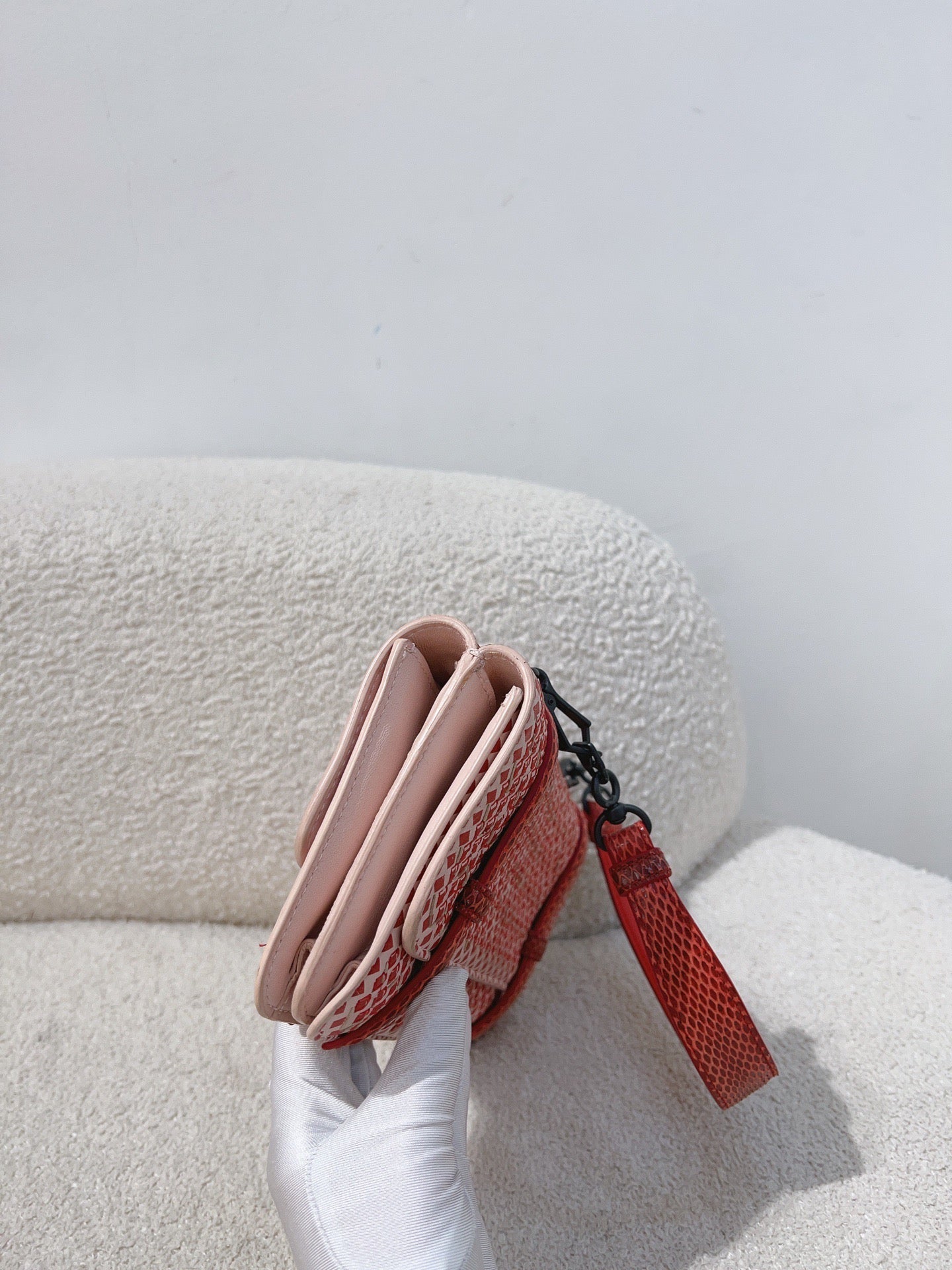 Bottega Veneta - Other - Exotic leathers - Water snake - Red - (mini)