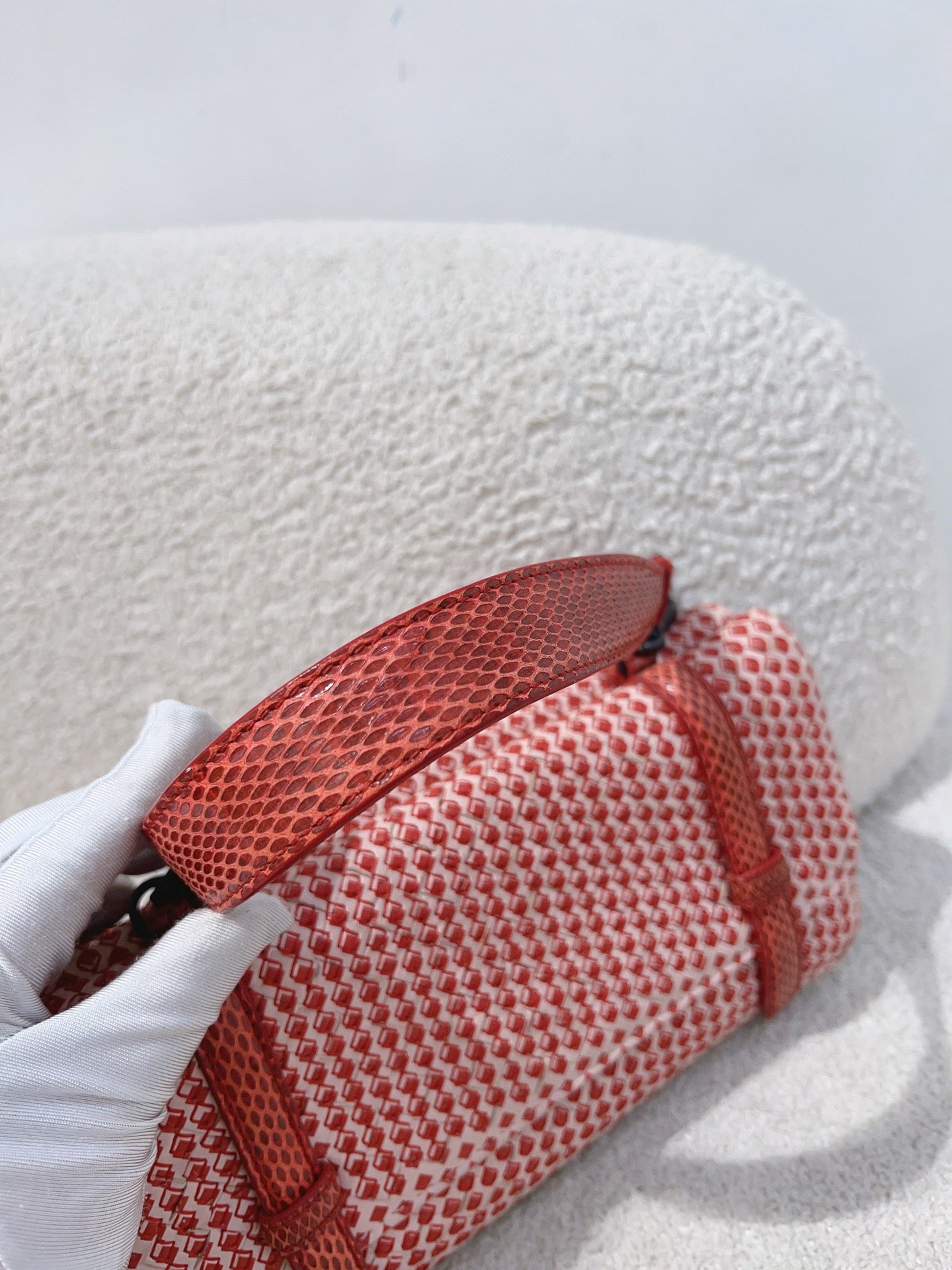 Bottega Veneta - Other - Exotic leathers - Water snake - Red - (mini)