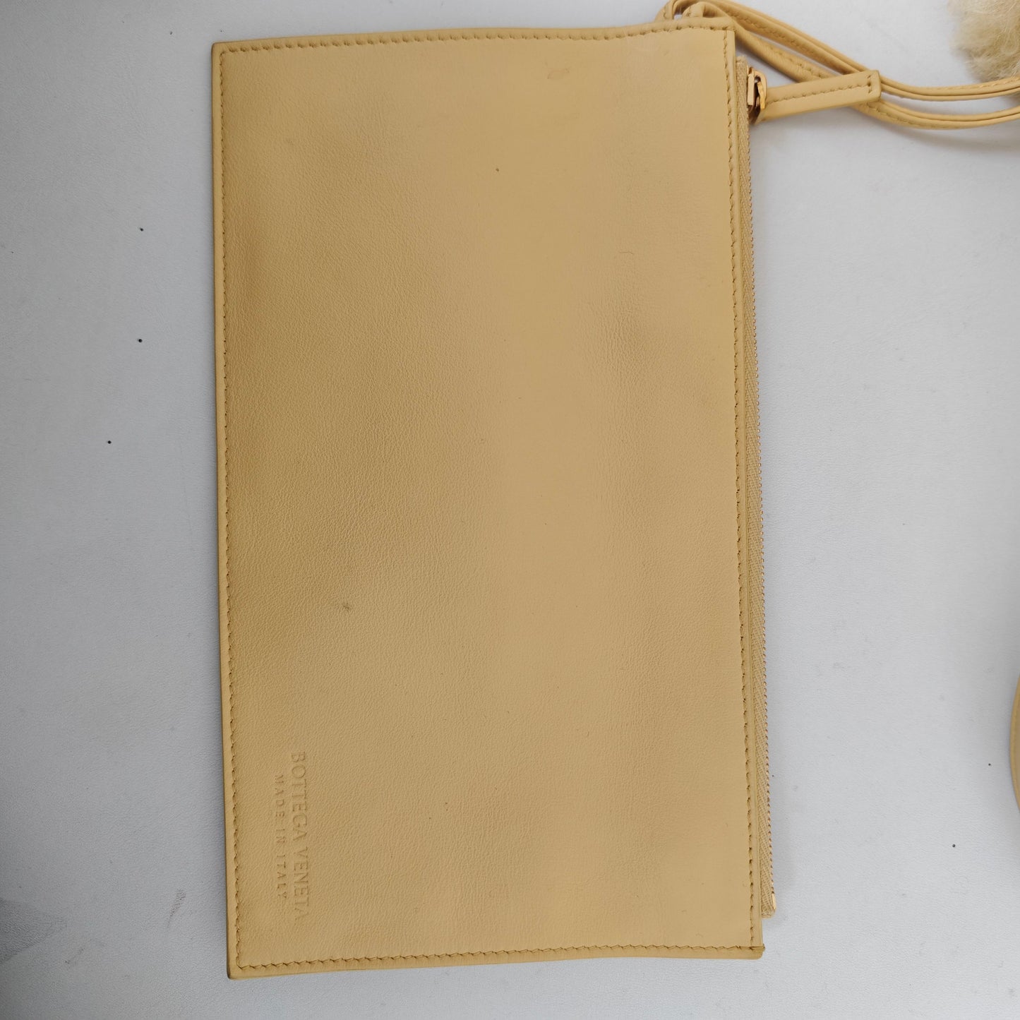 Bottega Veneta - Other - Fur - Other - Yellow - (medium)