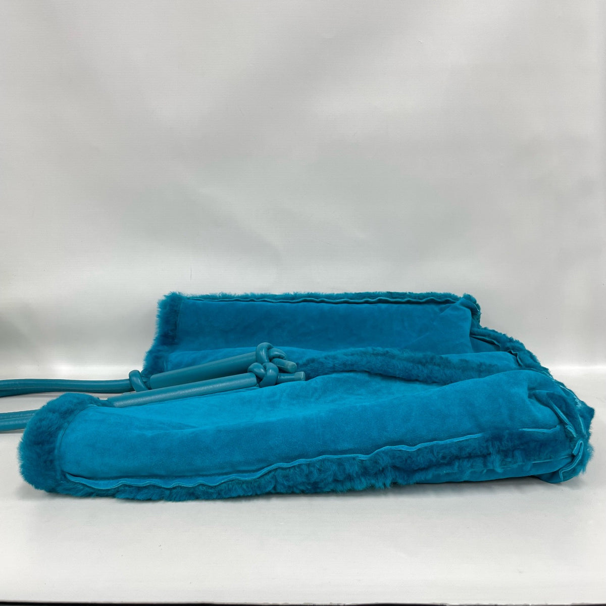Bottega Veneta - Other - Fur - Shearling - Blue - (large)