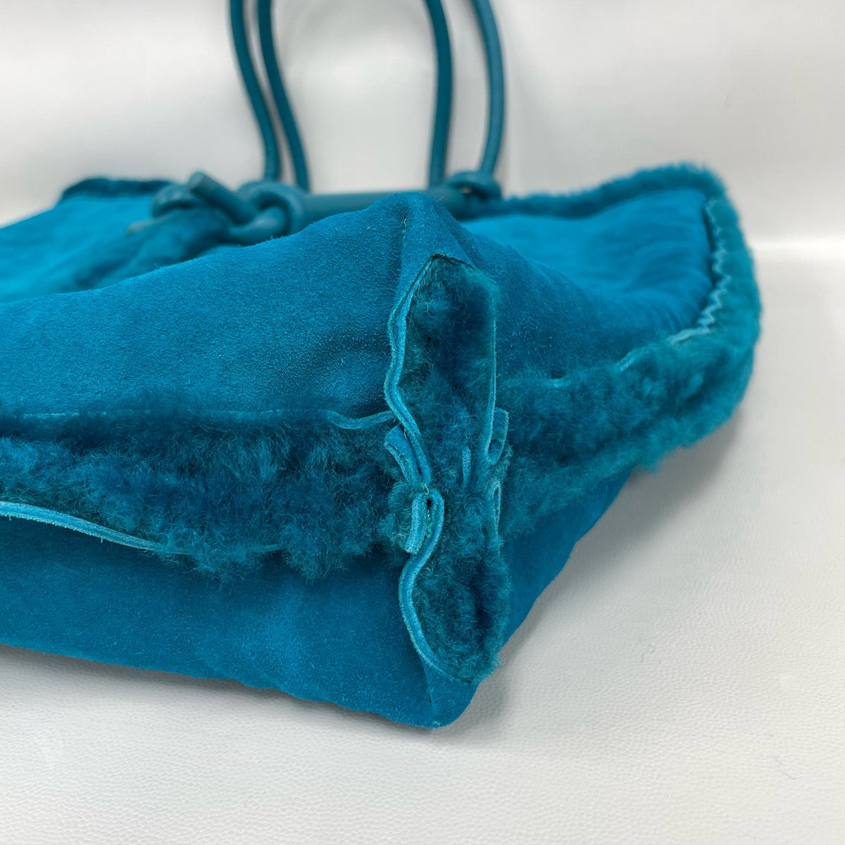 Bottega Veneta - Other - Fur - Shearling - Blue - (large)