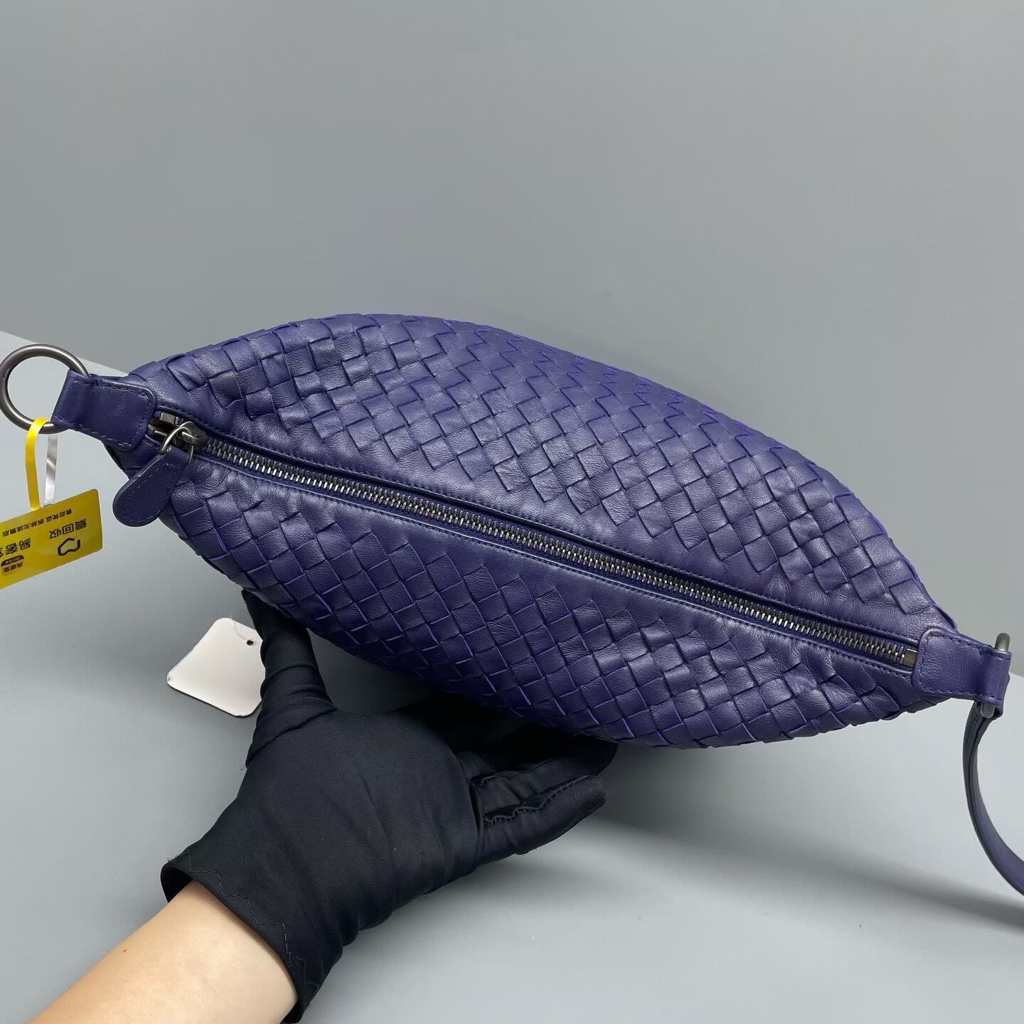 Bottega Veneta - Other - Intrecciato woven leather - Deep Blue - (medium)