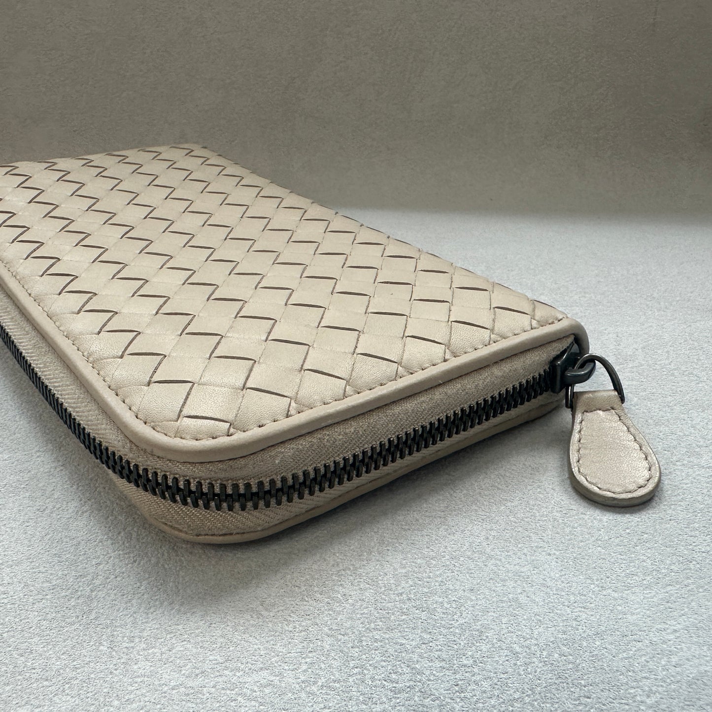 Bottega Veneta - Other - Leather - Beige - (medium)