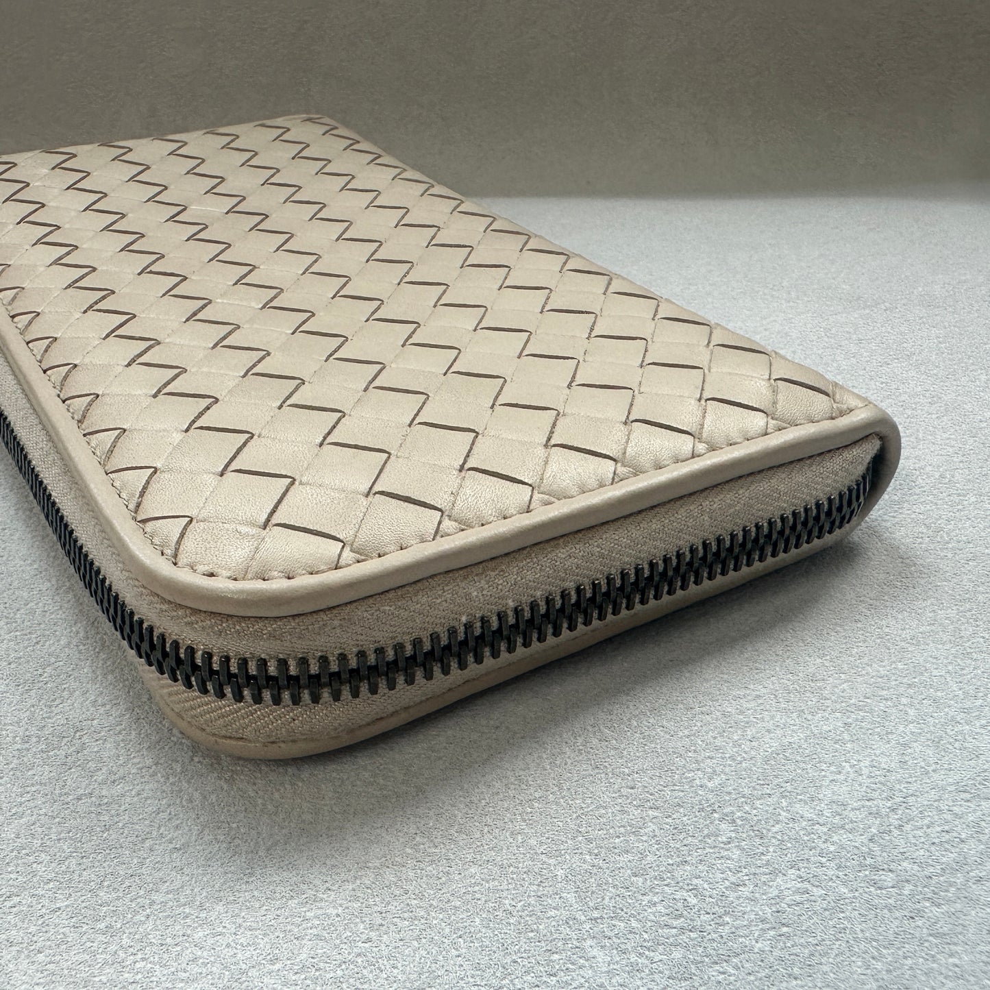 Bottega Veneta - Other - Leather - Beige - (medium)