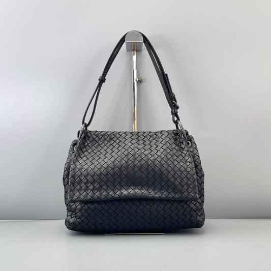 Bottega Veneta - Other - Leather - Black - (medium)