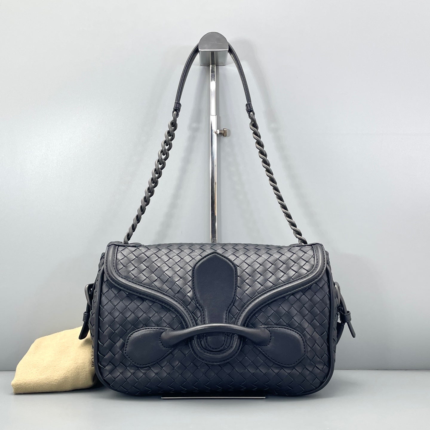 Bottega Veneta - Other - Leather - Black - (medium)