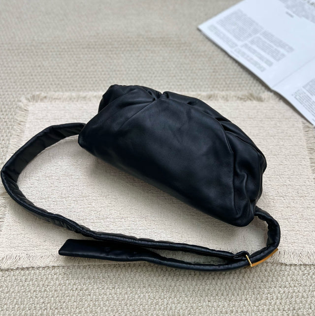 Bottega Veneta - Other - Leather - Black - (medium)