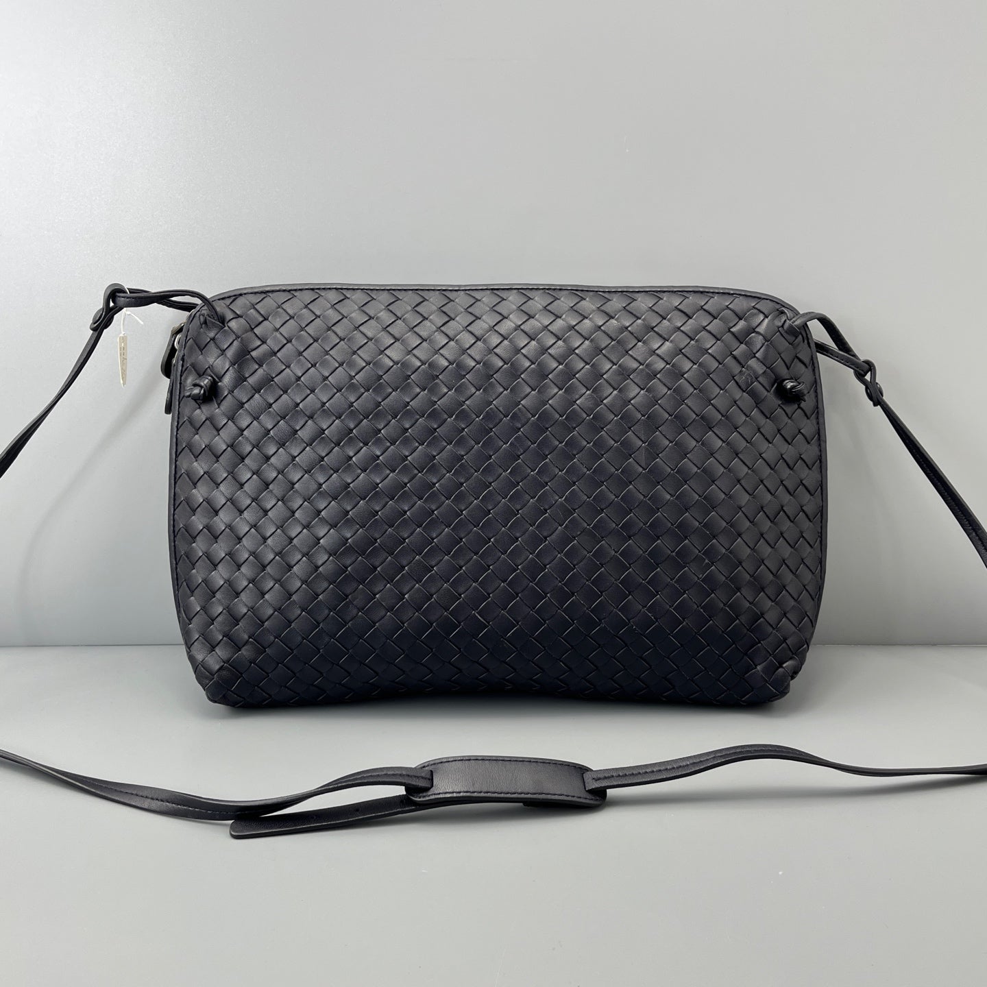 Bottega Veneta - Other - Leather - Black - (medium)