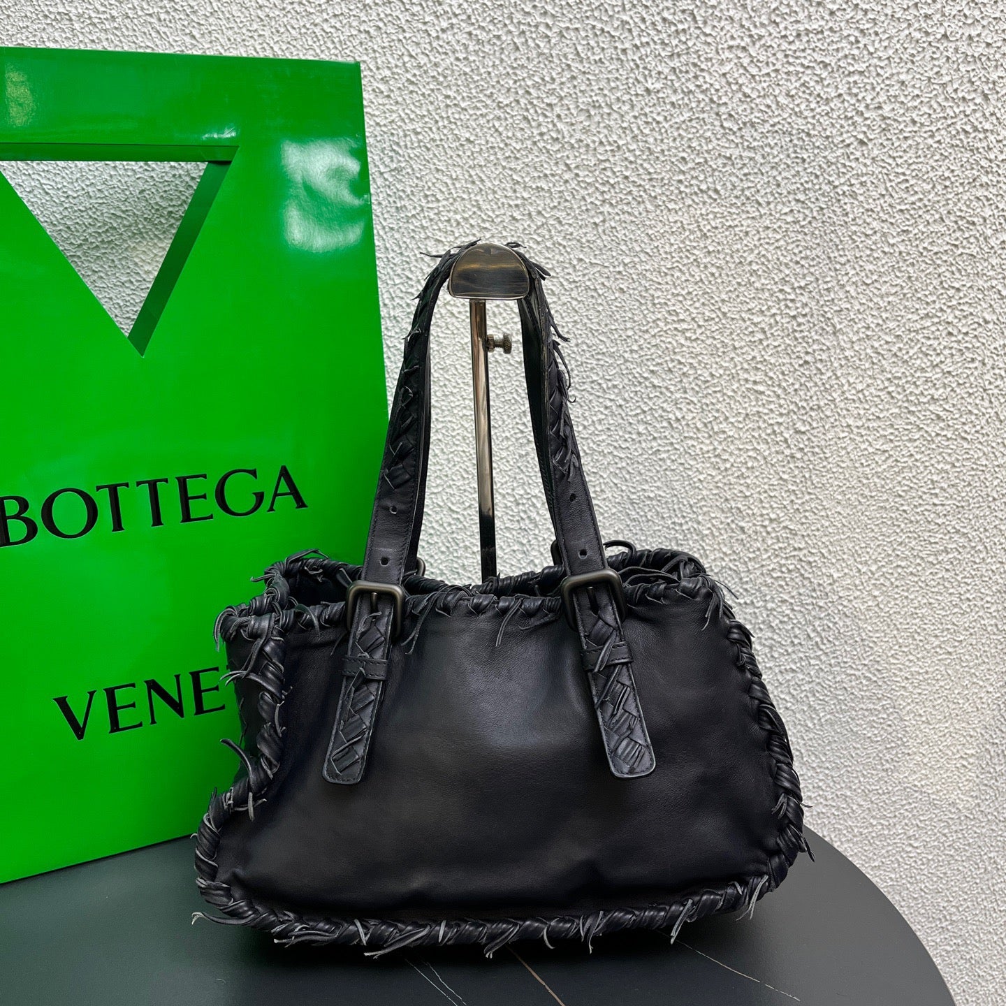 Bottega Veneta - Other - Leather - Black - (medium)
