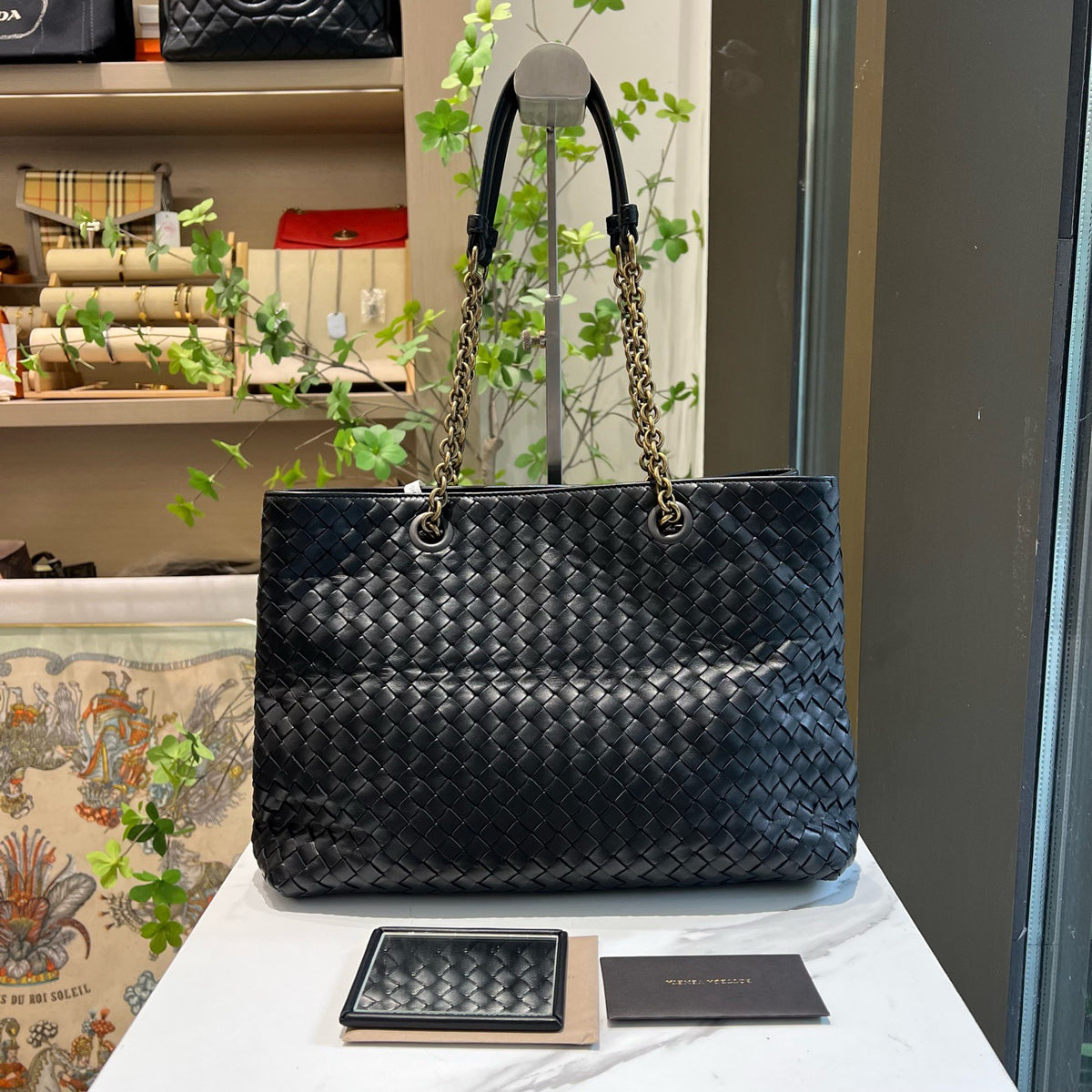 Bottega Veneta - Other - Leather - Black - (medium)