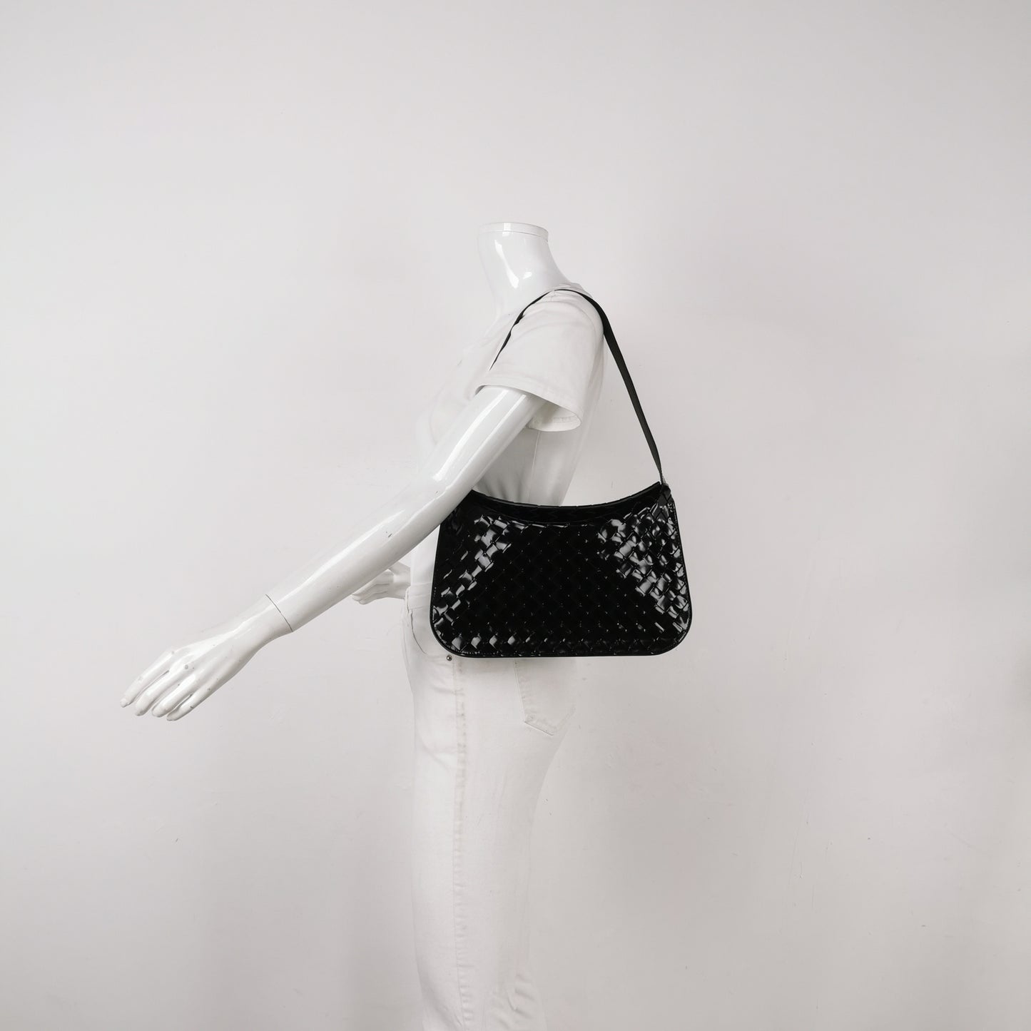 Bottega Veneta - Other - Leather - Black - (medium)