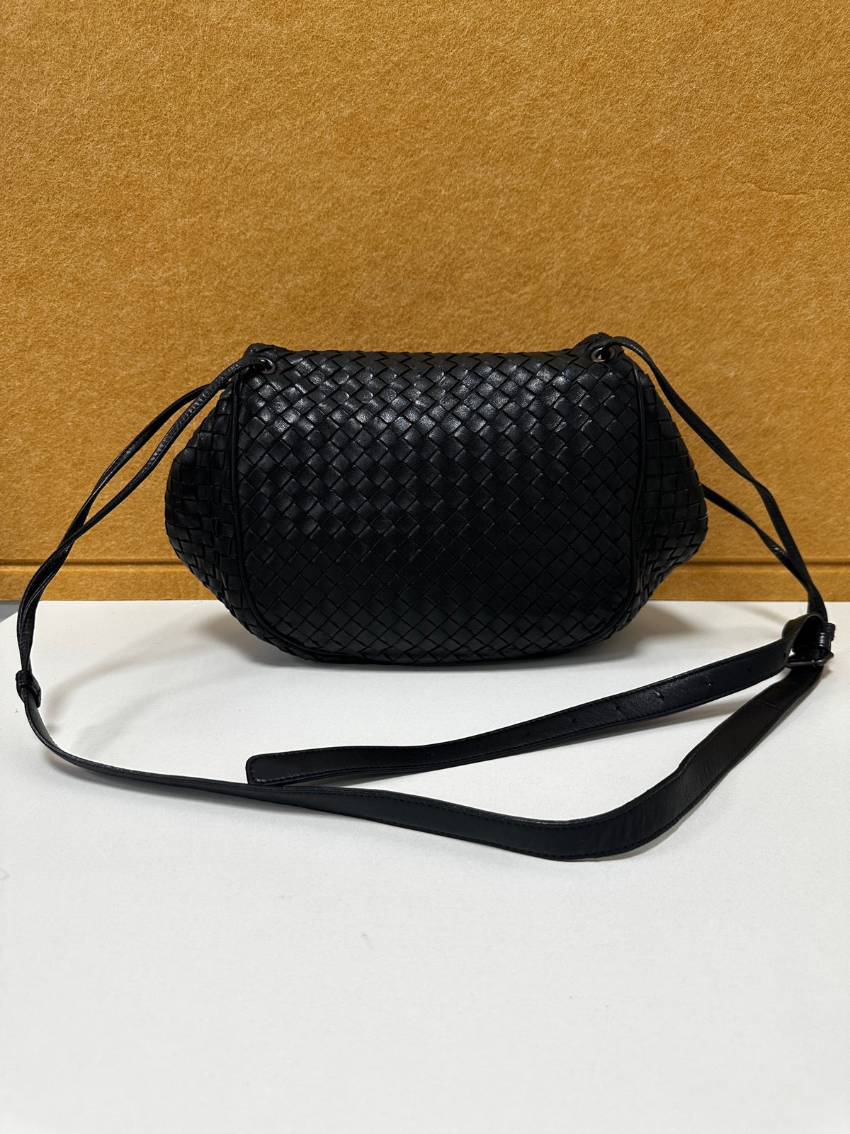 Bottega Veneta - Other - Leather - Black - (Medium)