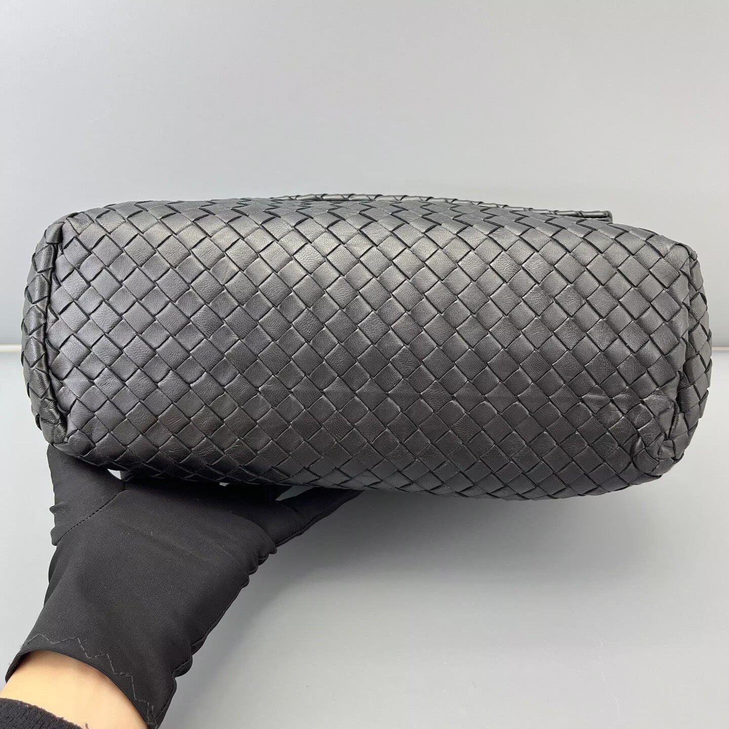 Bottega Veneta - Other - Leather - Black - (medium)