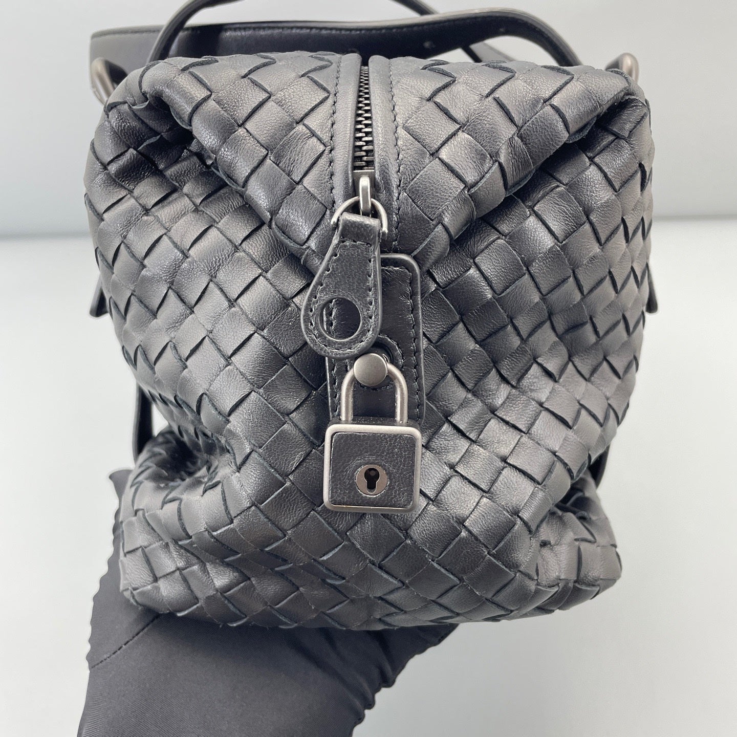 Bottega Veneta - Other - Leather - Black - (medium)