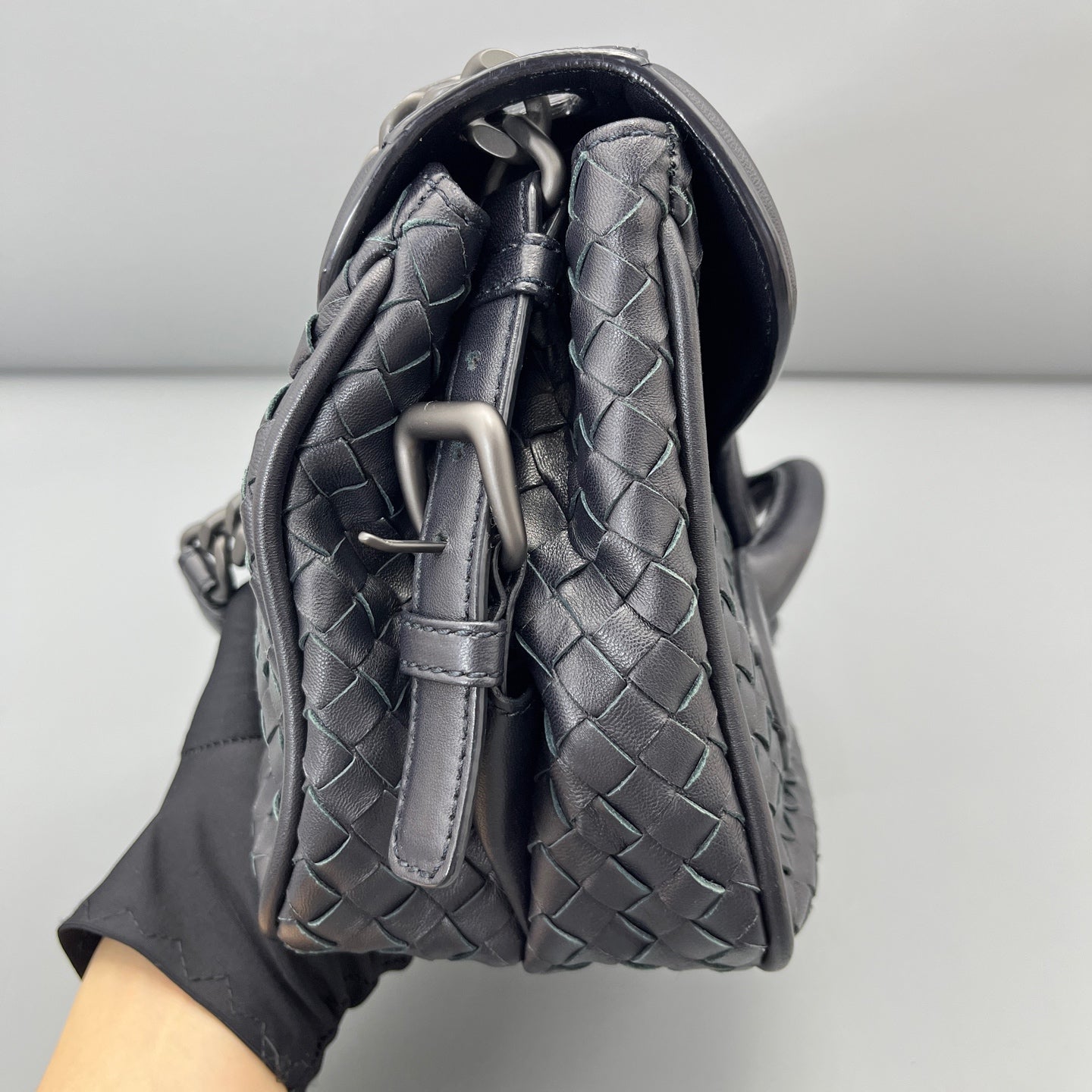 Bottega Veneta - Other - Leather - Black - (medium)