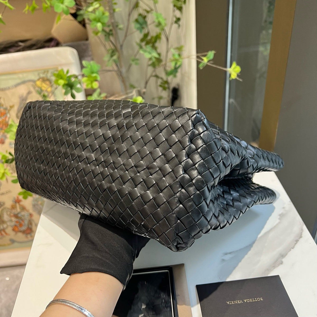 Bottega Veneta - Other - Leather - Black - (medium)