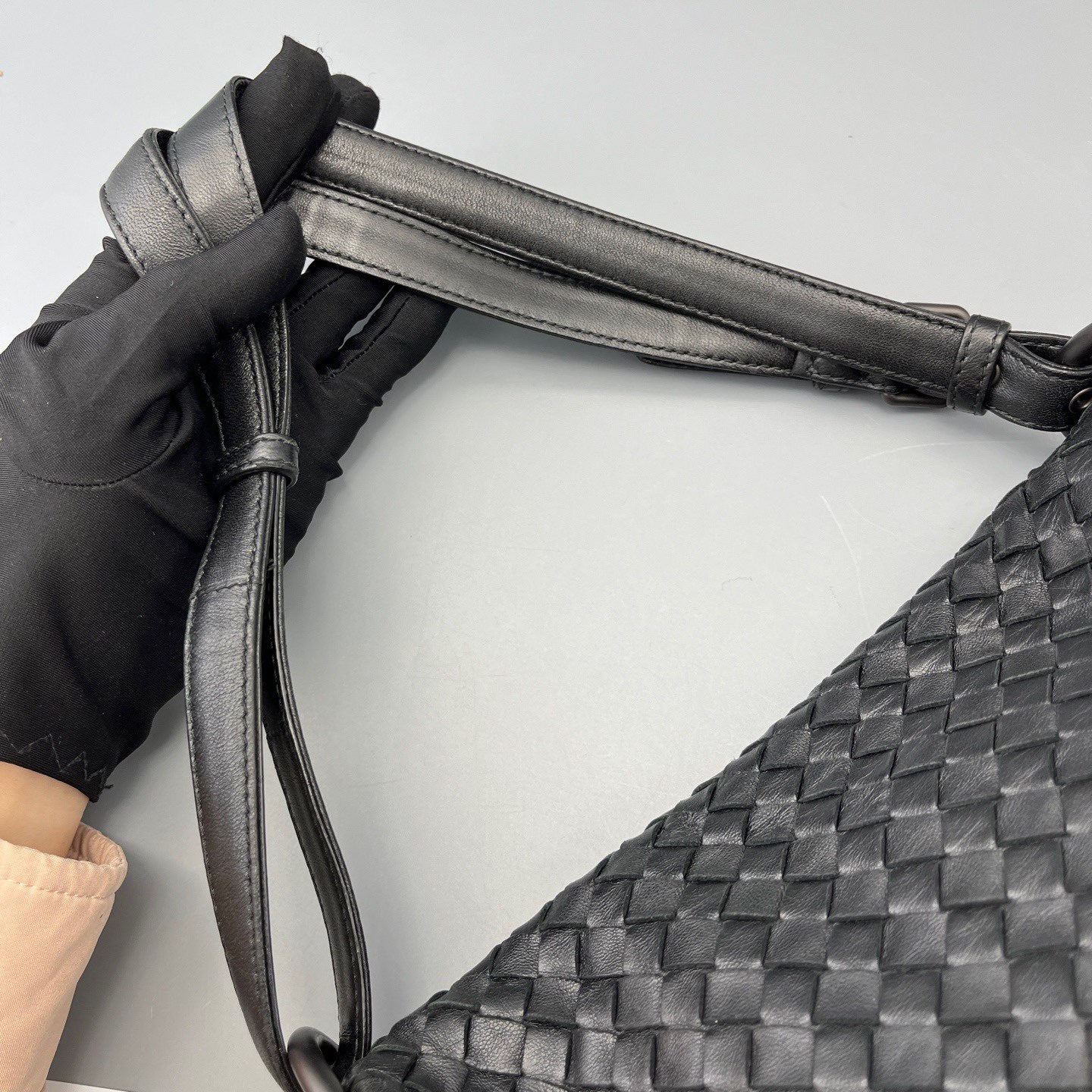 Bottega Veneta - Other - Leather - Black - (medium)