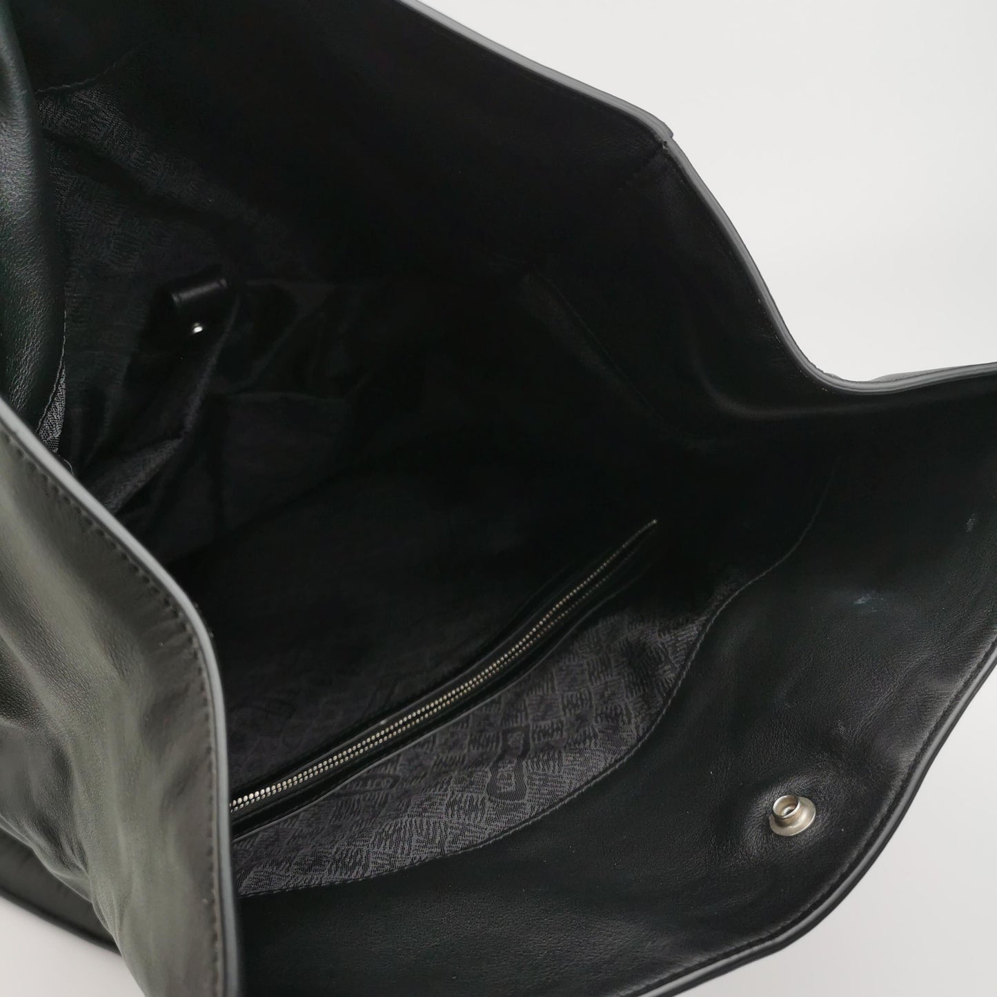 Bottega Veneta - Other - Leather - Black - (medium)