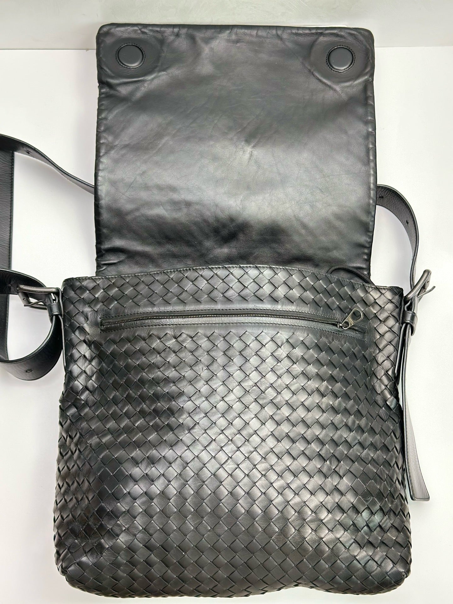 Bottega Veneta - Other - Leather - Black - (medium)