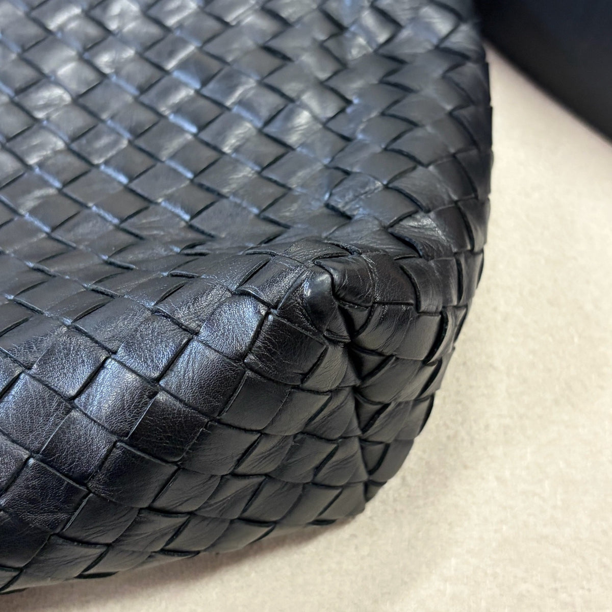 Bottega Veneta - Other - Leather - Black - (medium)