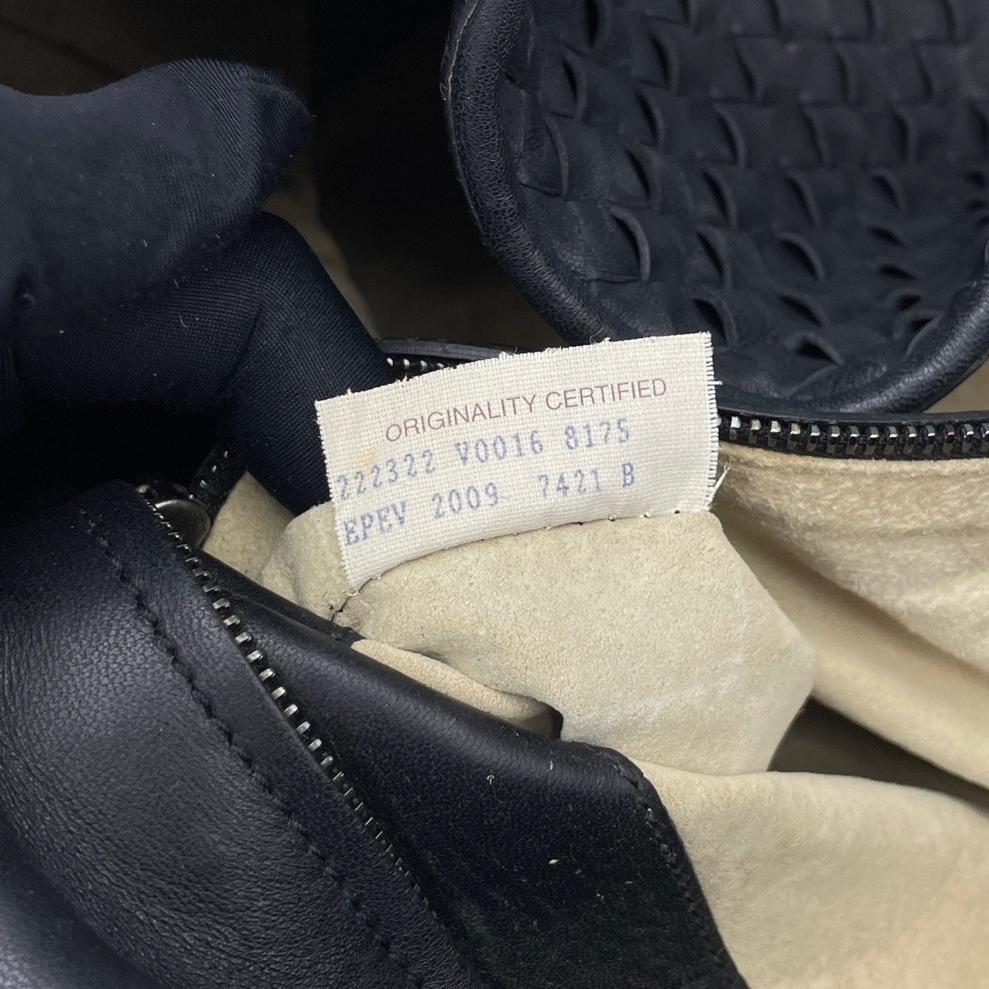 Bottega Veneta - Other - Leather - Black - (medium)