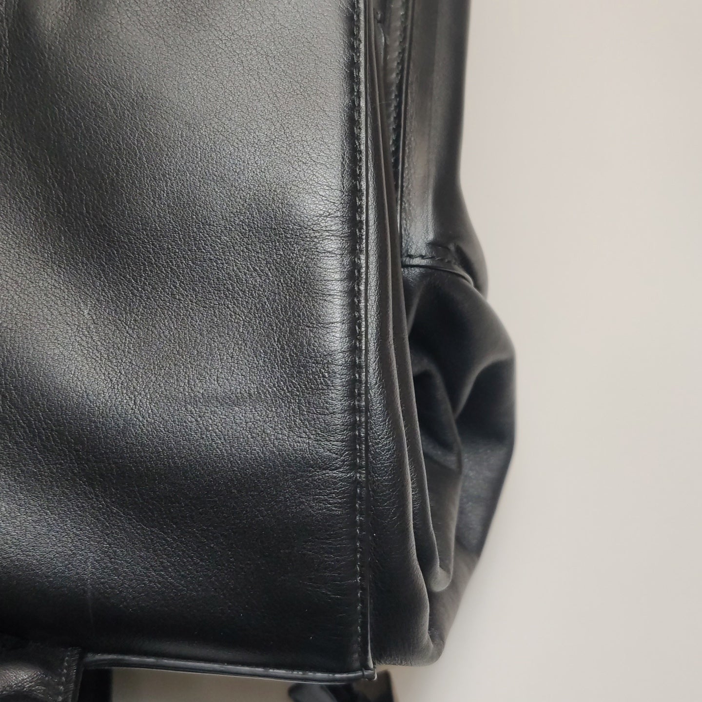 Bottega Veneta - Other - Leather - Black - (medium)
