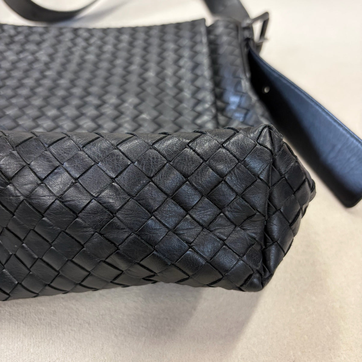 Bottega Veneta - Other - Leather - Black - (medium)