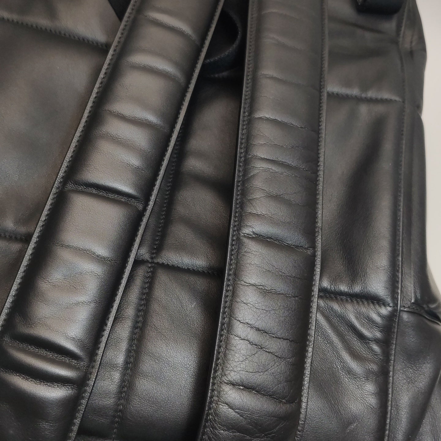Bottega Veneta - Other - Leather - Black - (medium)