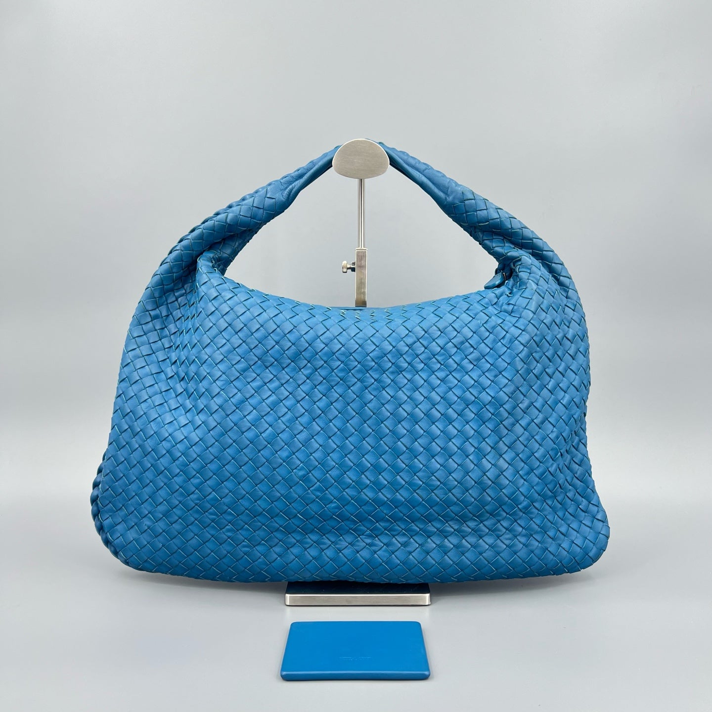 Bottega Veneta - Other - Leather - Blue - (medium)